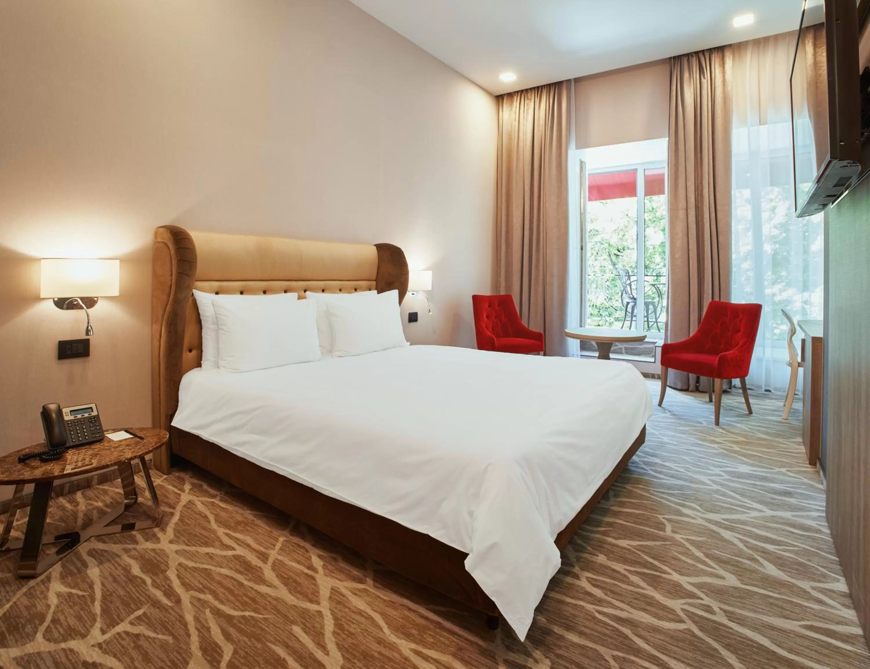 Photo of the whole room, Bed in Radisson Hotel City Centre Odesa