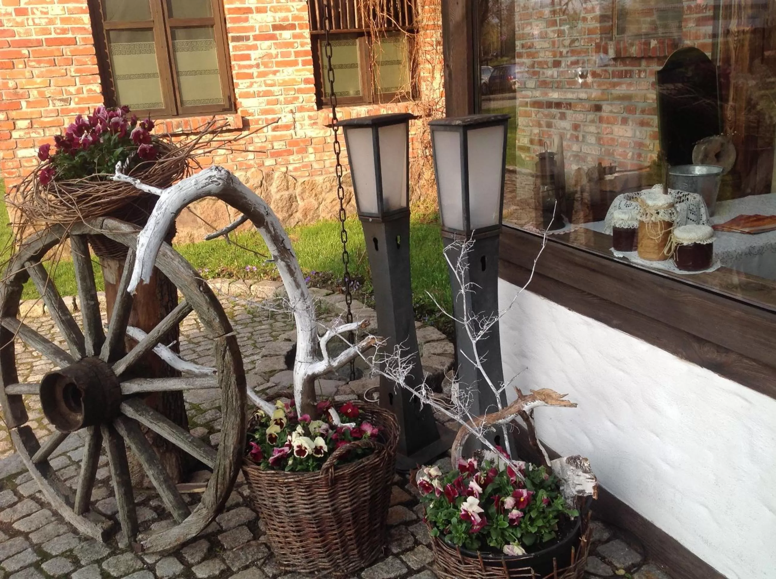 Decorative detail in Stary Tartak