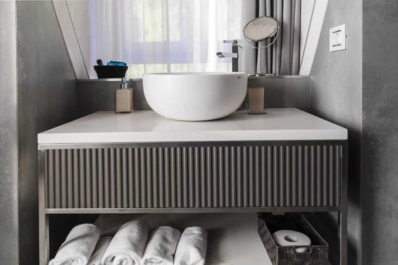 Bathroom in LUXURY SUITES ROCOPOM - Lake Front