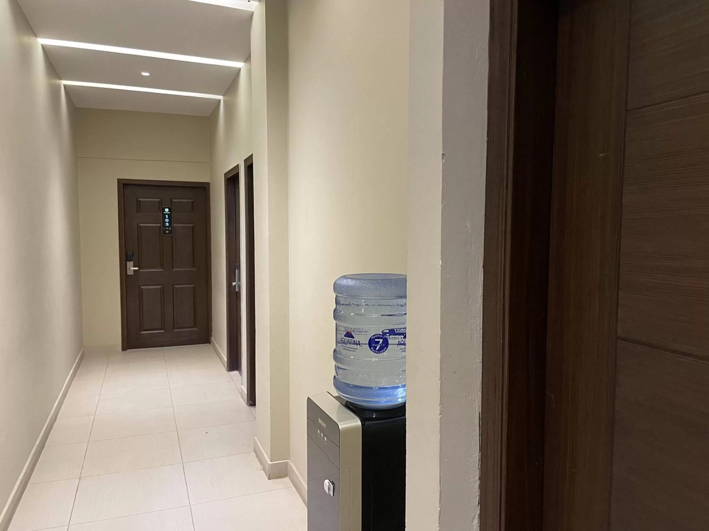 Facade/entrance in Hamsun Shahrah-e-Faisal