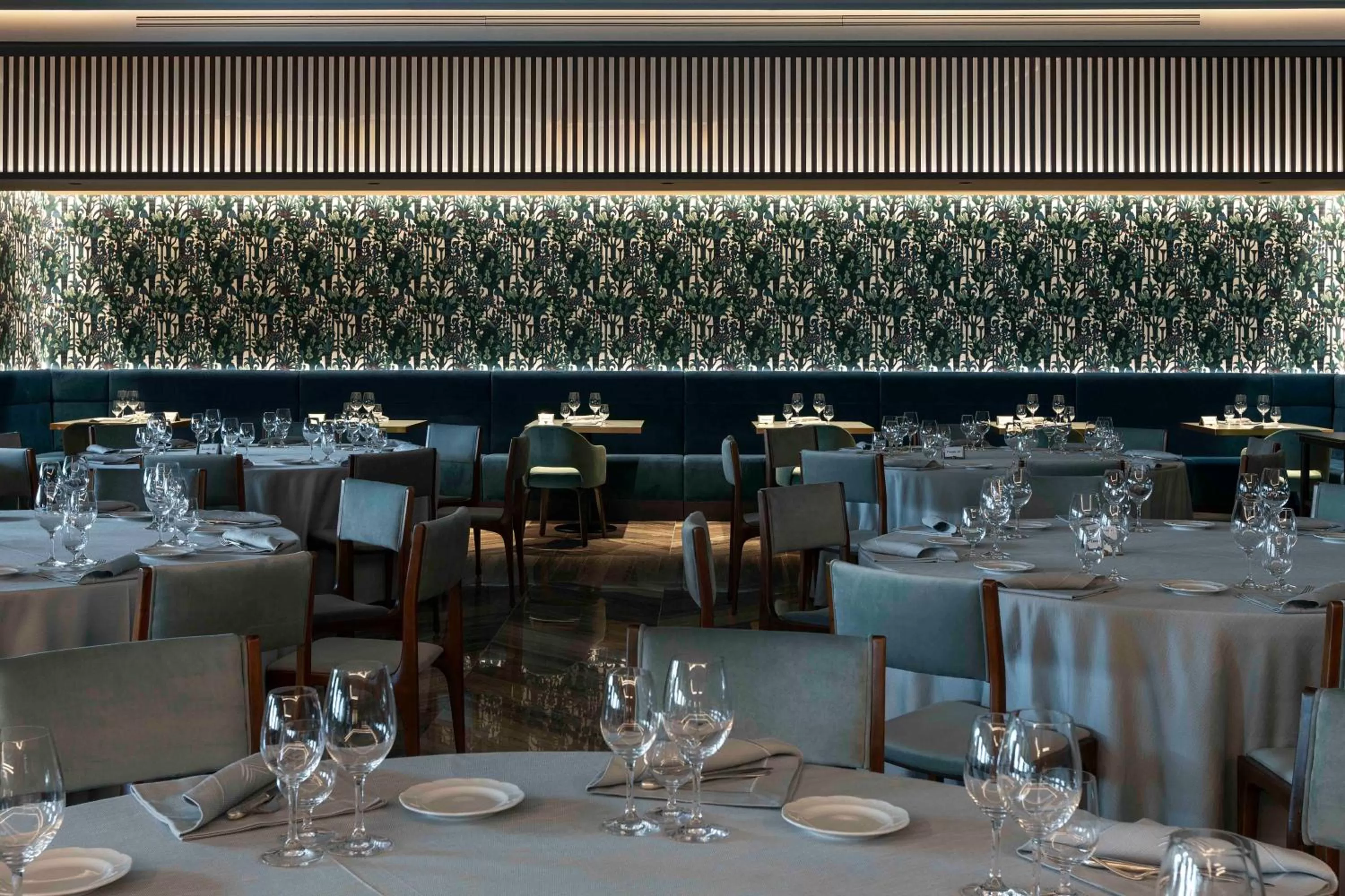 Restaurant/places to eat in Hotel La Palma