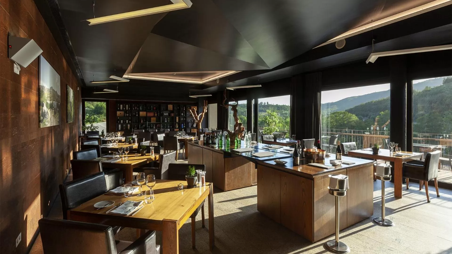 Restaurant/places to eat in Aqua Village, Health Resort