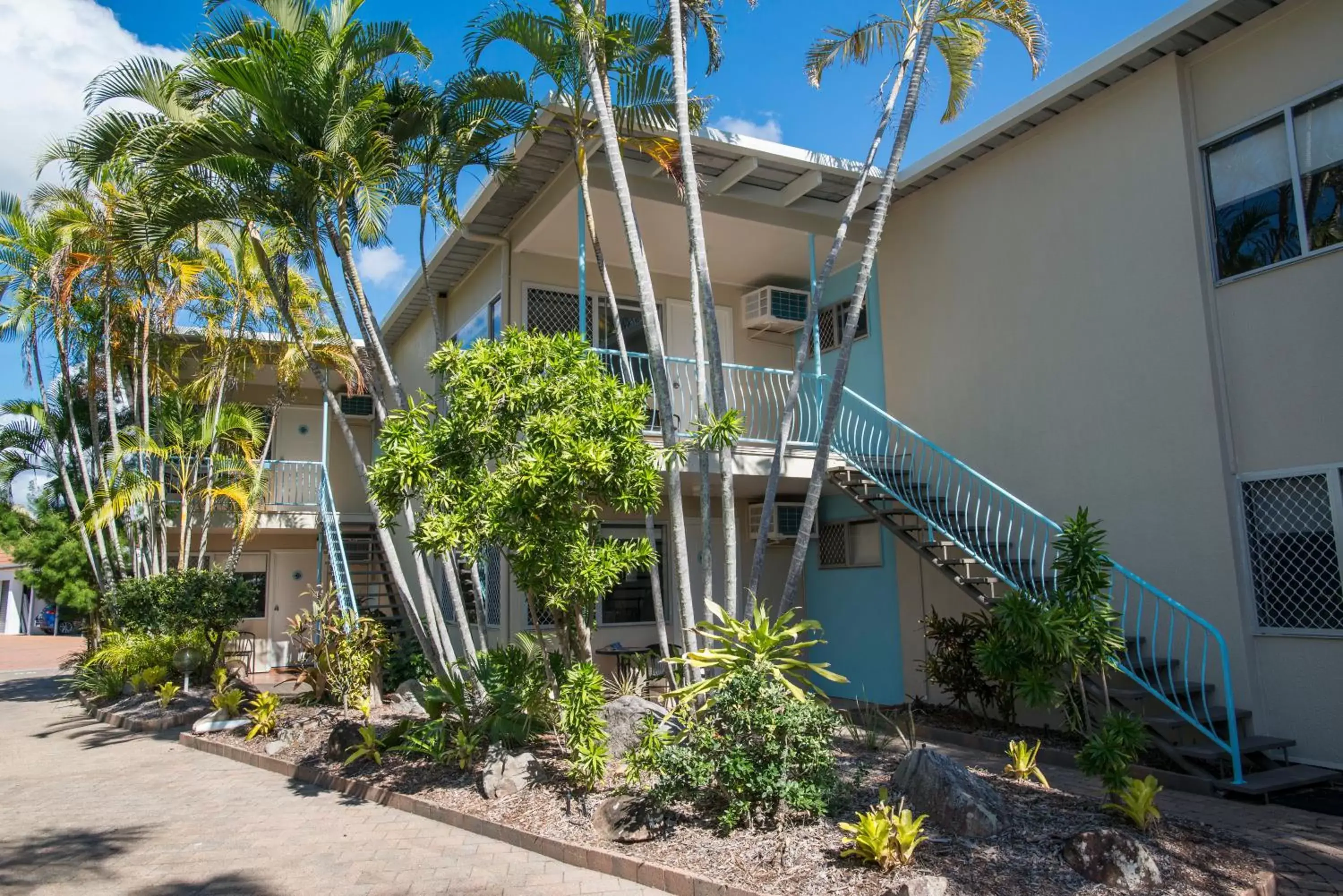 Two-Bedroom Apartment (5 guests) in The Beach Motel Hervey Bay Two-Bedroom Apartment (5 guests) in The Beach Motel Hervey Bay