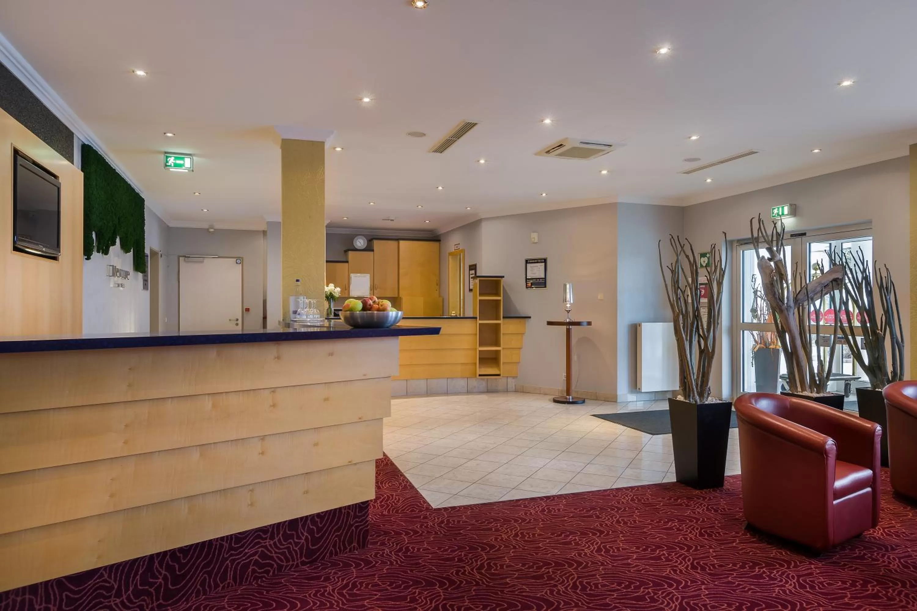Lobby or reception in Mercure Hotel Ingolstadt