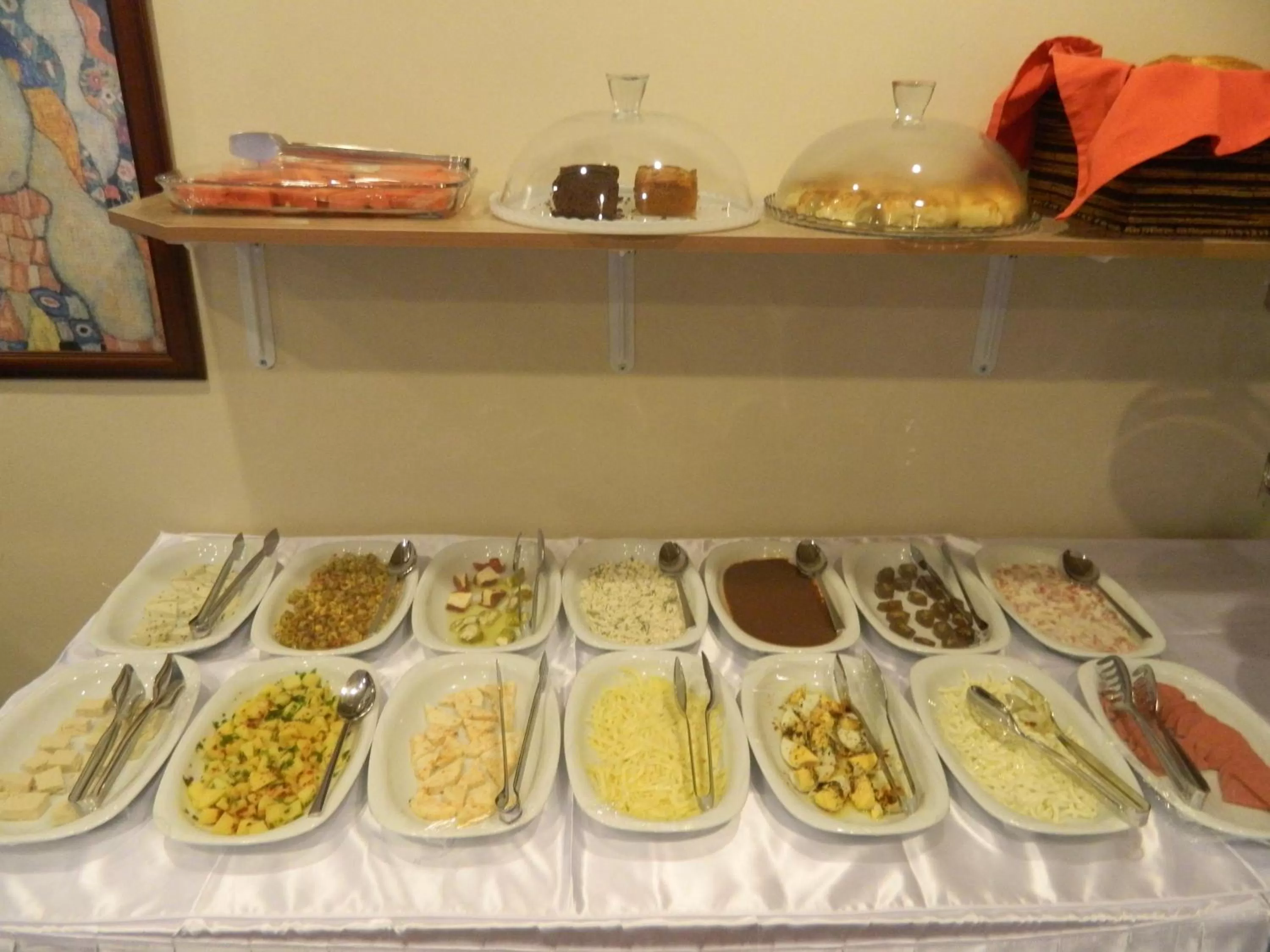 Buffet breakfast in Hotel Crowded House