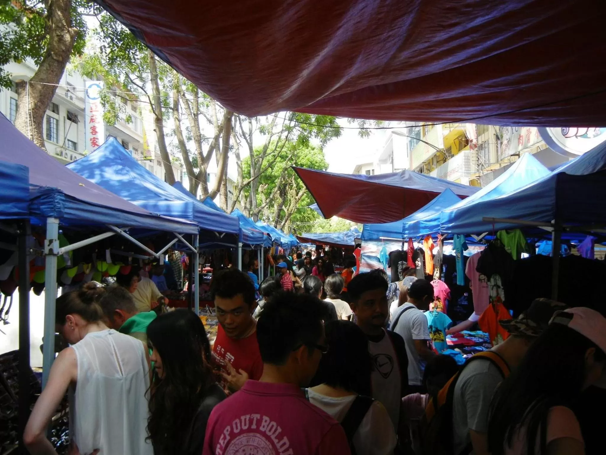 Neighbourhood in Pantai Inn Kota Kinabalu