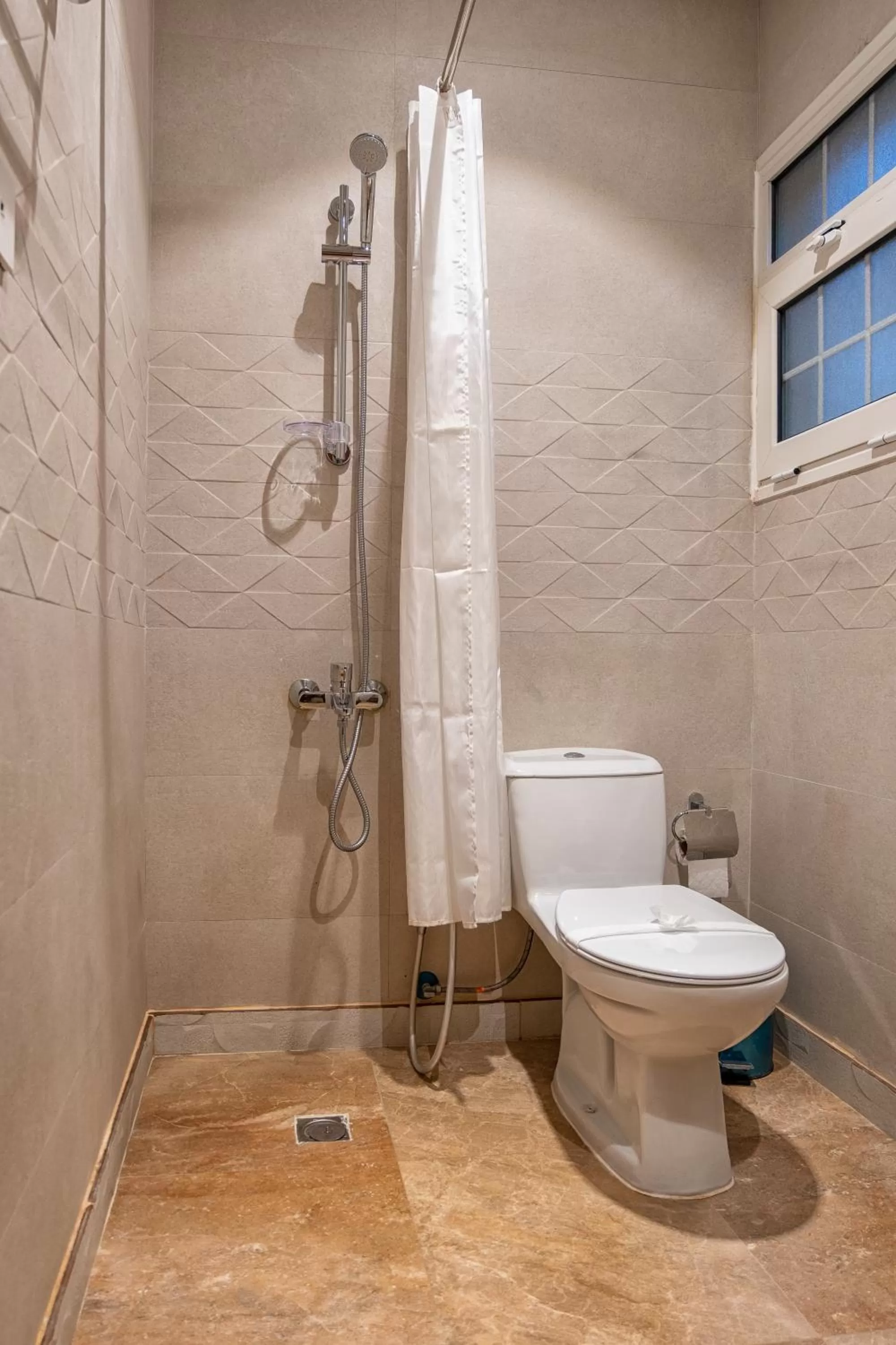 Bathroom in Karem Residence - كارم راس تنورة