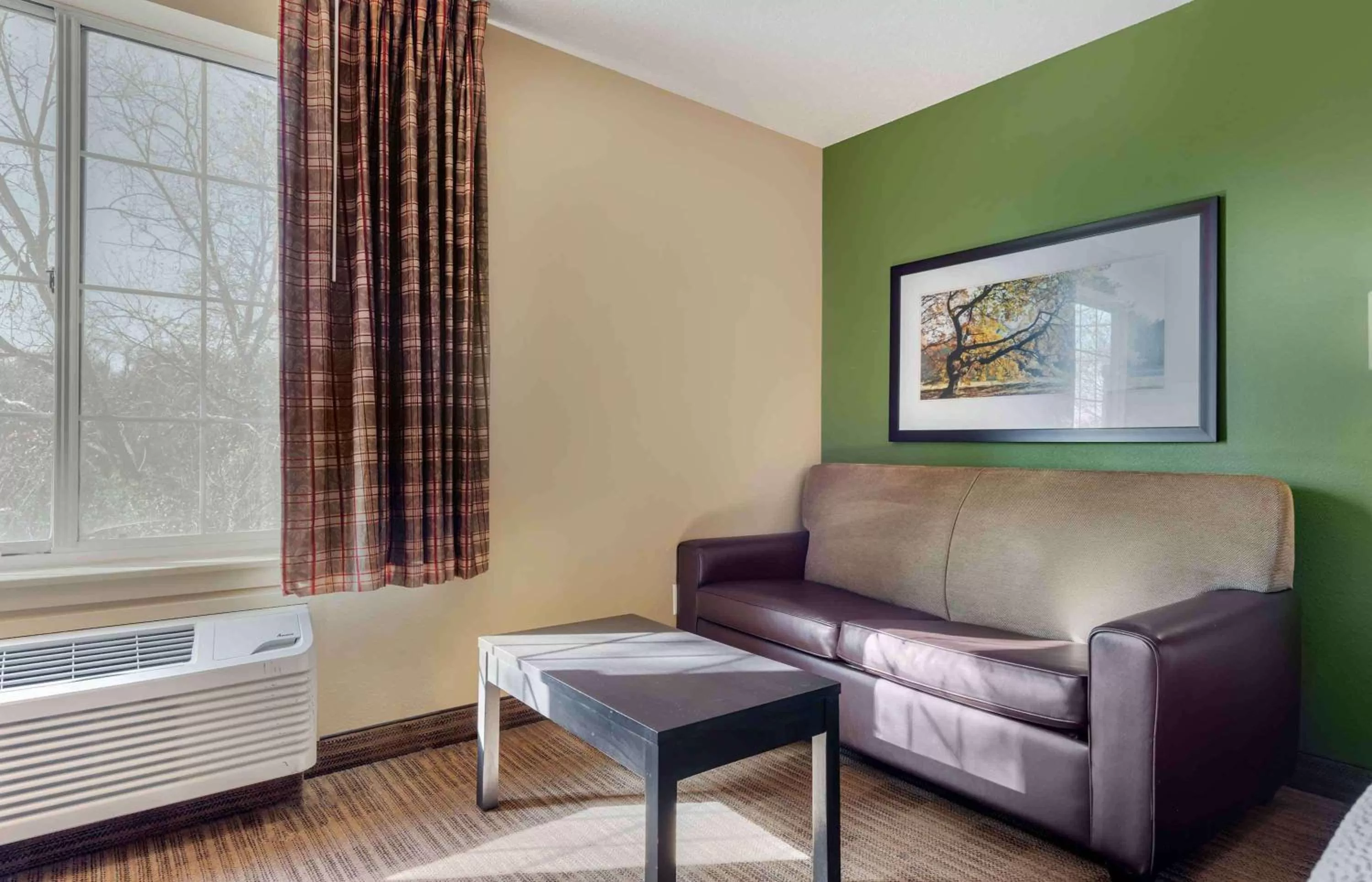 Bedroom in Extended Stay America Suites - Minneapolis - Eden Prairie - Technology Drive