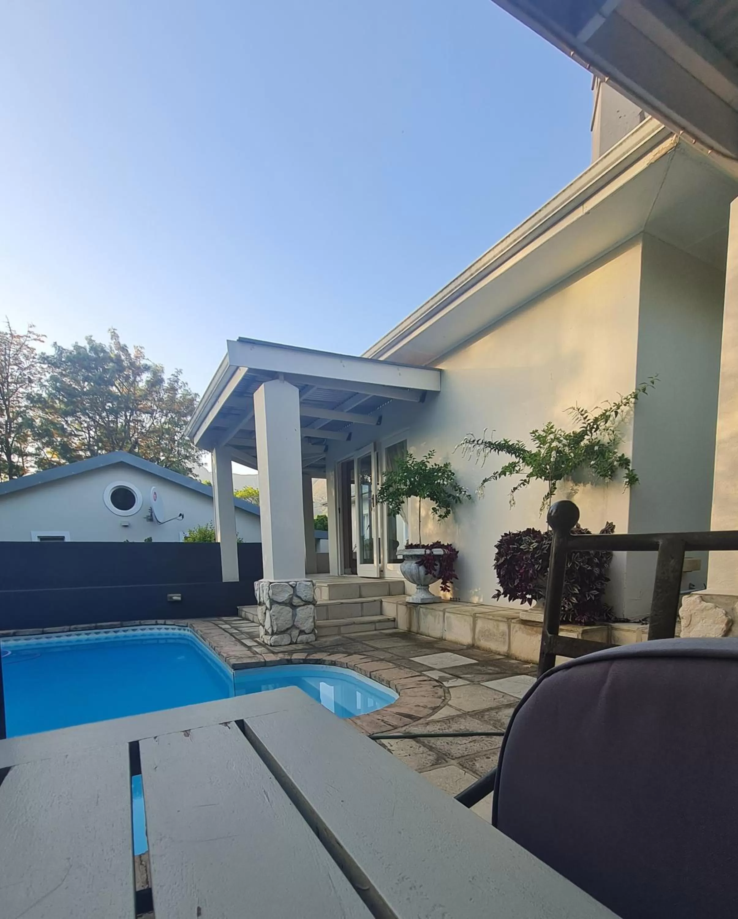 BBQ facilities, Swimming Pool in Bergview Guesthouse Swellendam