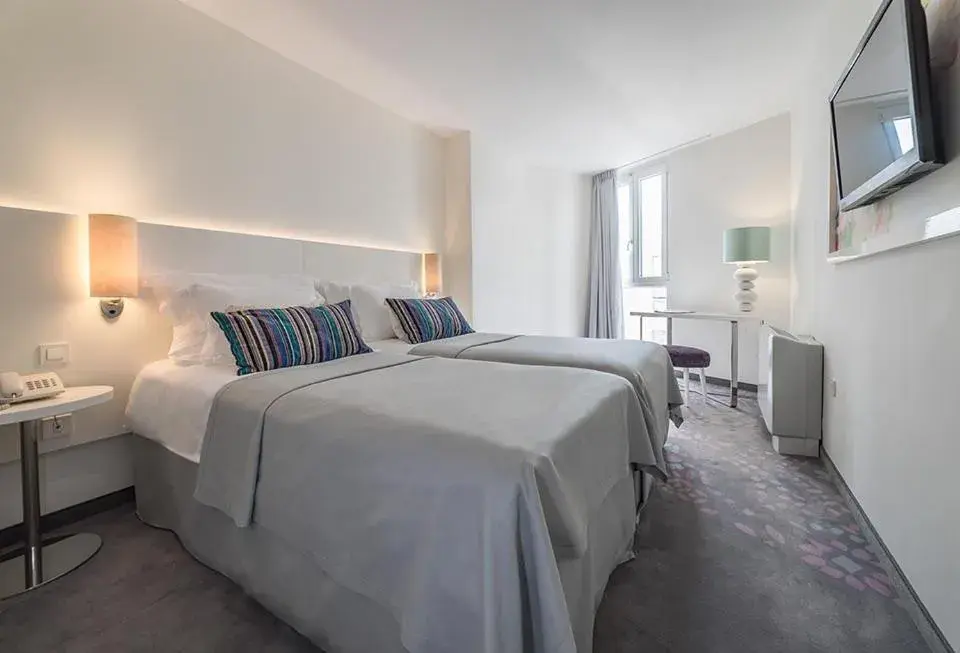 Double or Twin Room - single occupancy - Atrium View in Amadria Park Ivan Double or Twin Room - single occupancy - Atrium View in Amadria Park Ivan