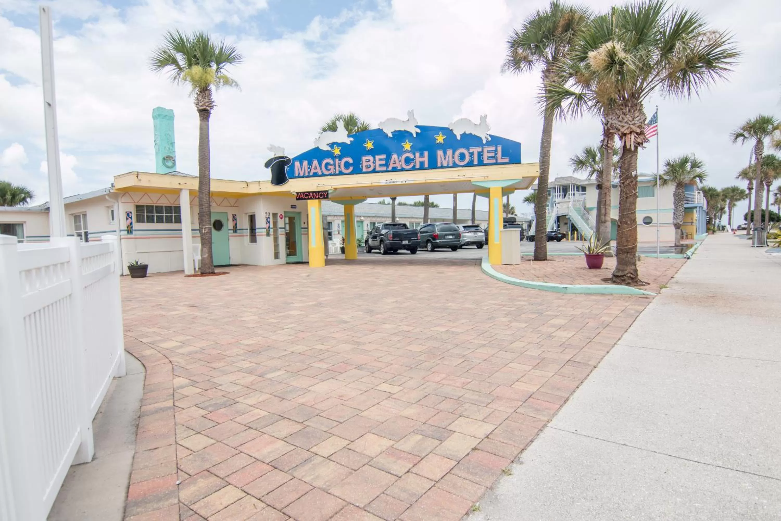 Facade/entrance in Magic Beach Motel - Vilano Beach, Saint Augustine