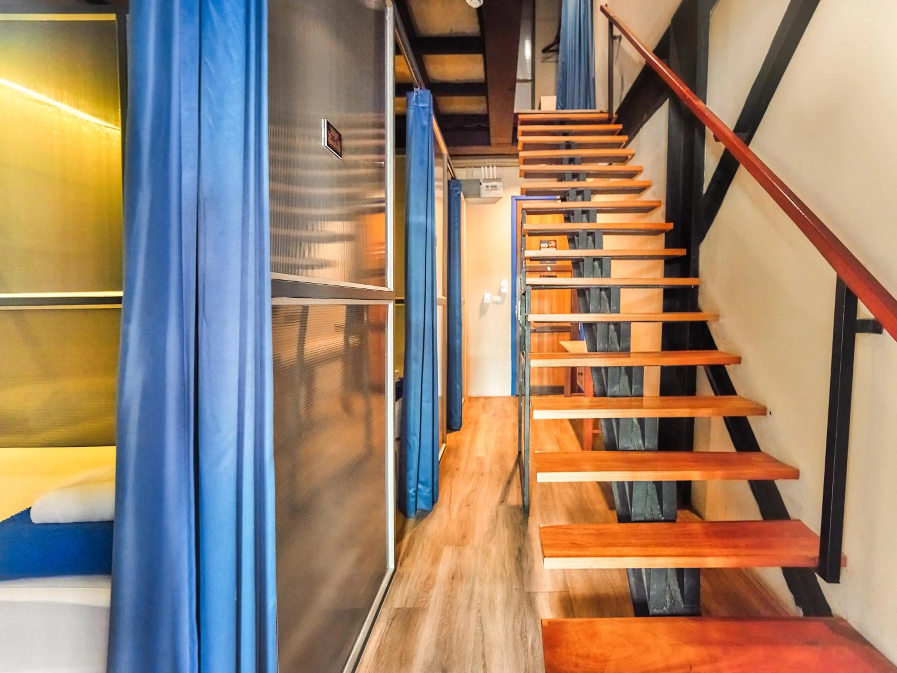 Photo of the whole room in Prince Theatre Heritage Stay Hostel - Silom