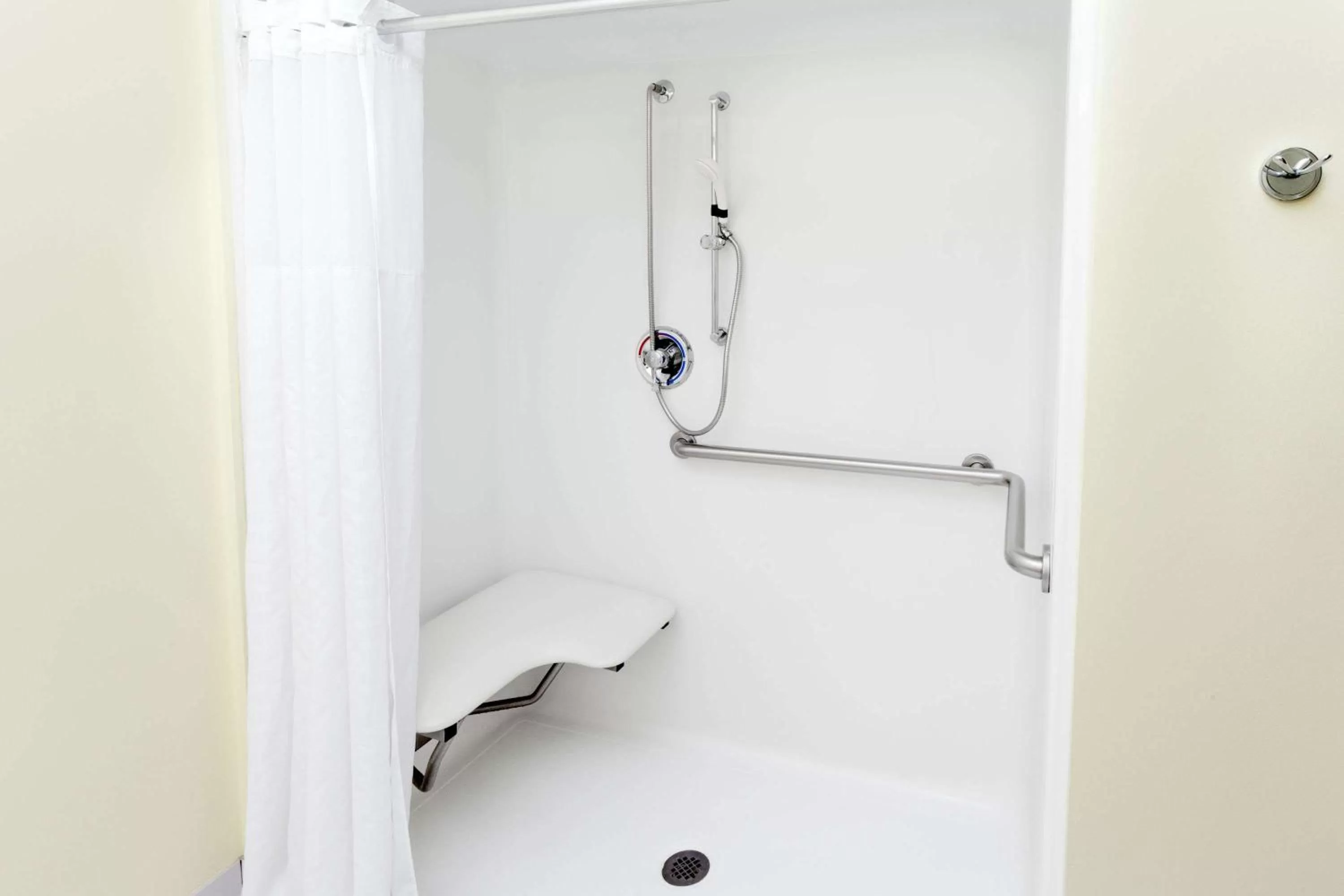 Bathroom in Baymont by Wyndham Fort Wayne