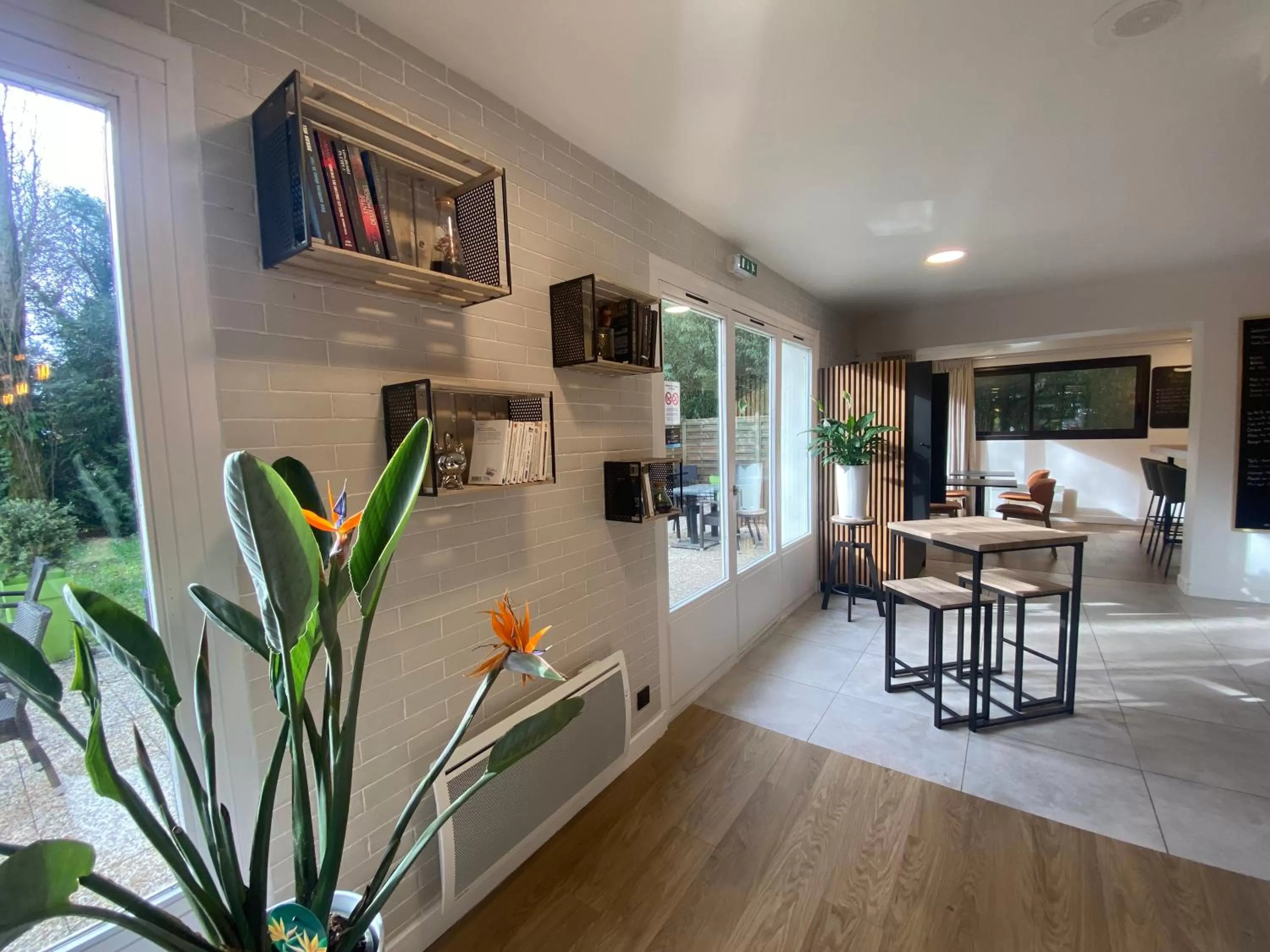 Restaurant/places to eat in Campanile Nantes ~ Rezé Aéroport