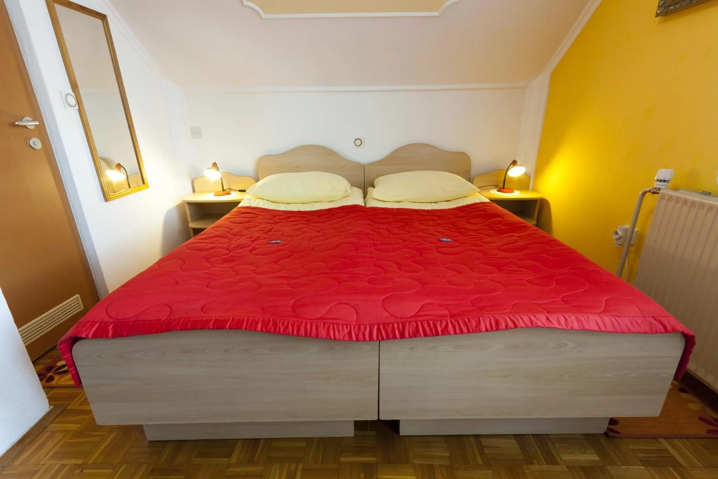 Bed in Rooms & Apartments Jana