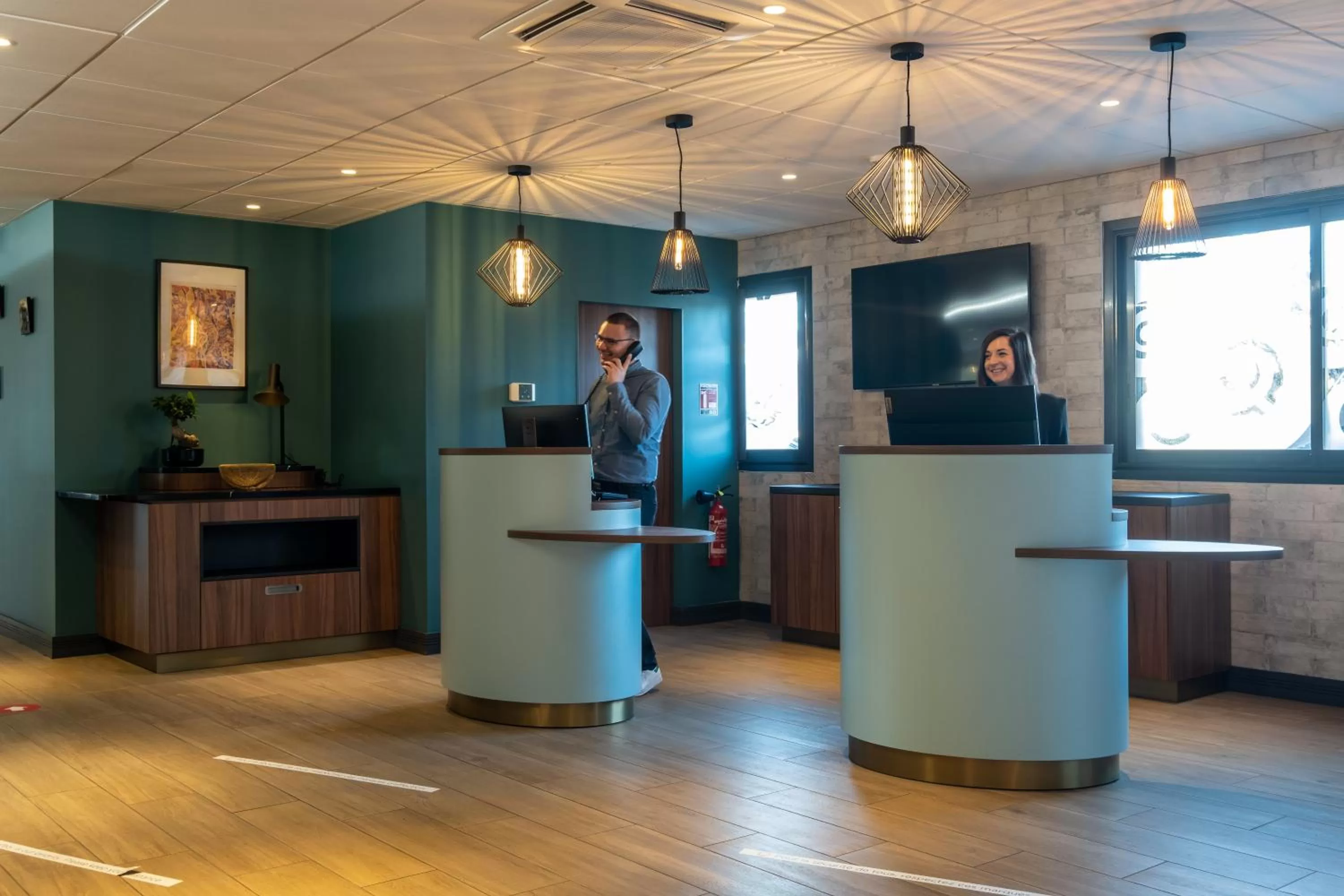 Lobby or reception in Clarion Aparthotel Toulouse Blagnac Airport