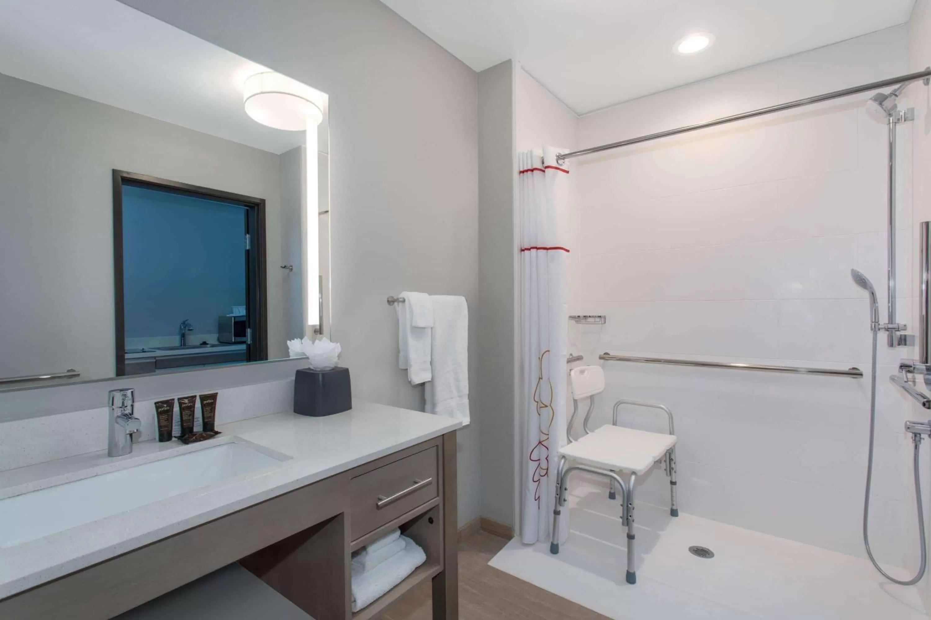 Bathroom in Hawthorn Extended Stay by Wyndham Loveland