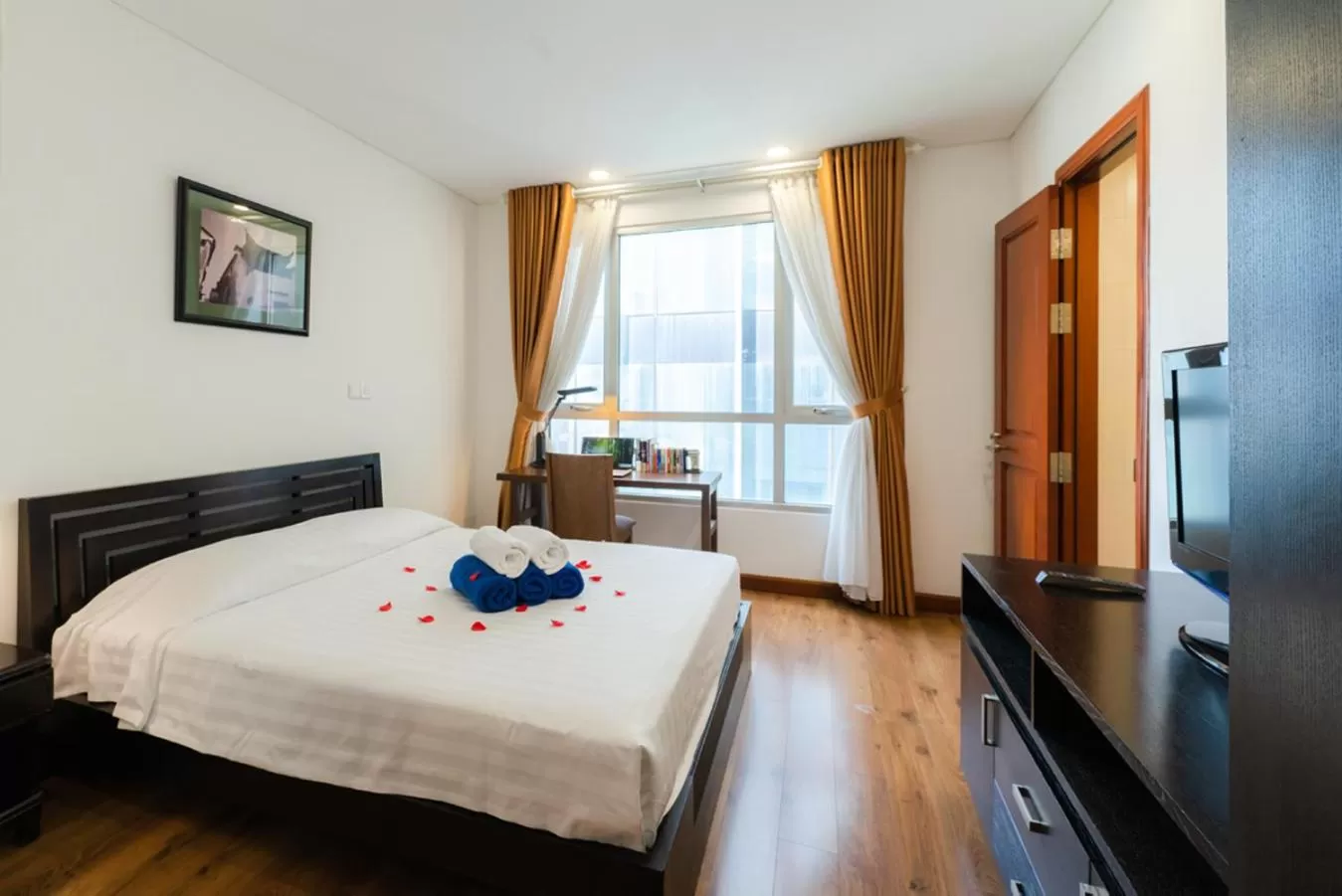 Bed in Lancaster Ho Chi Minh Serviced Apartment Official