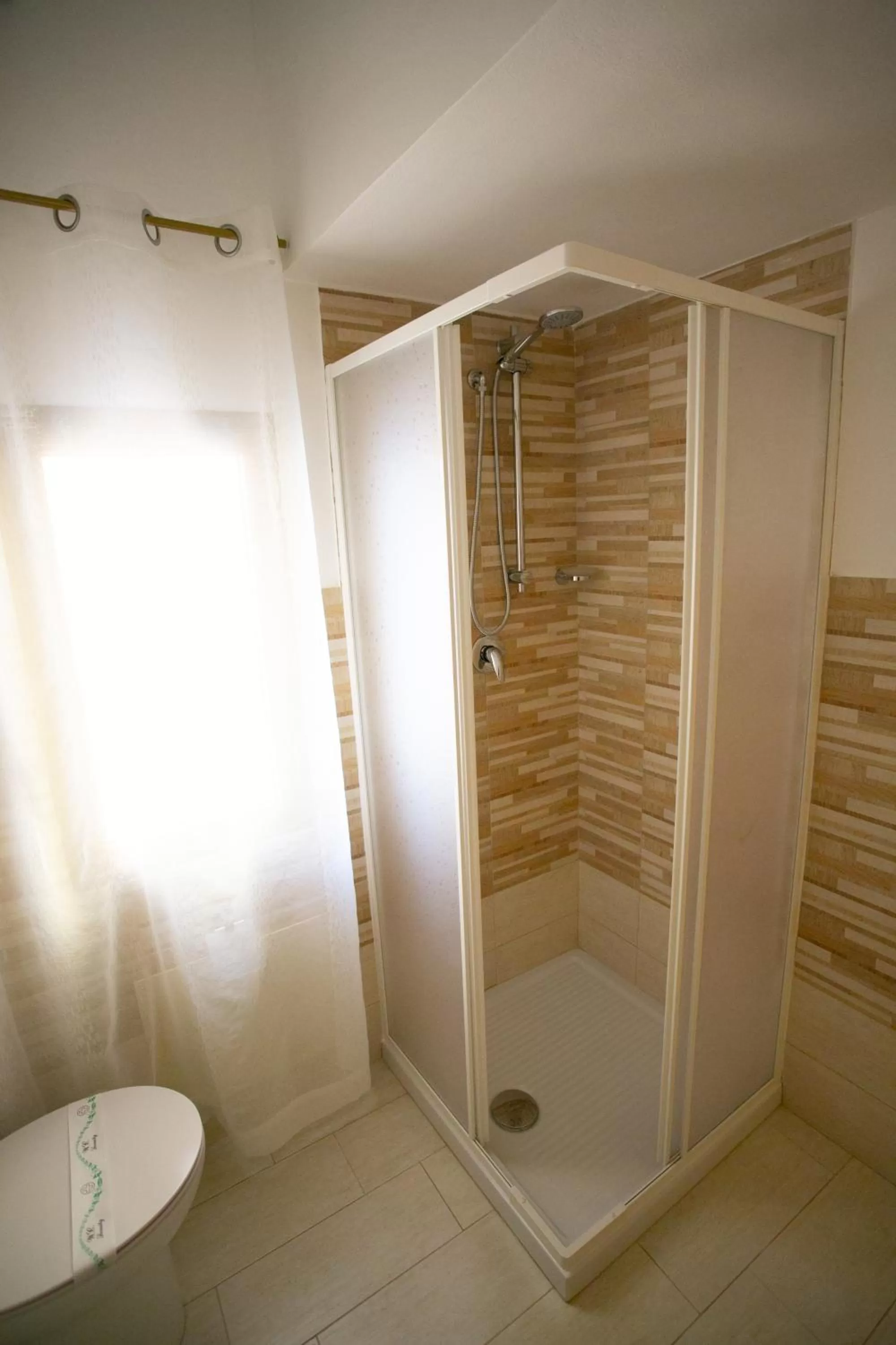 Shower in B&B A Modo Mio