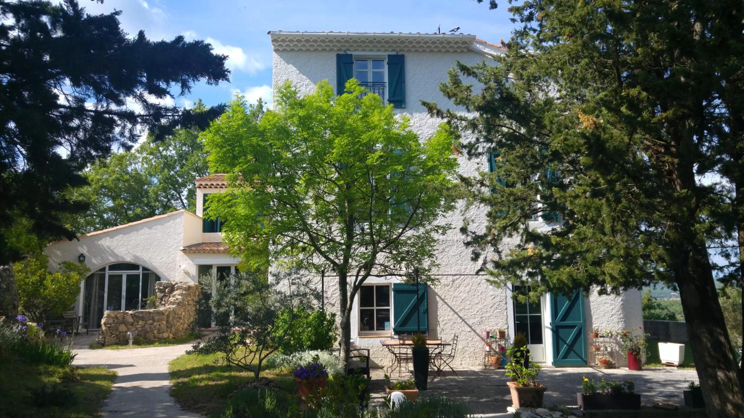 Facade/entrance, Property Building in Le Moulin de Varrians