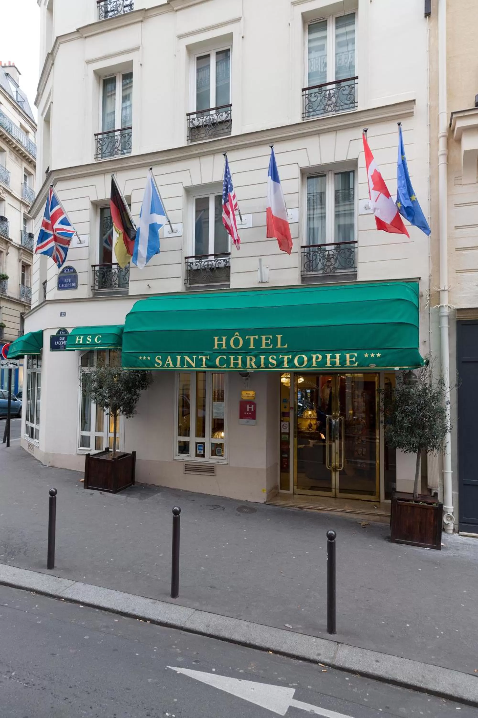 Facade/entrance in Hotel Saint Christophe