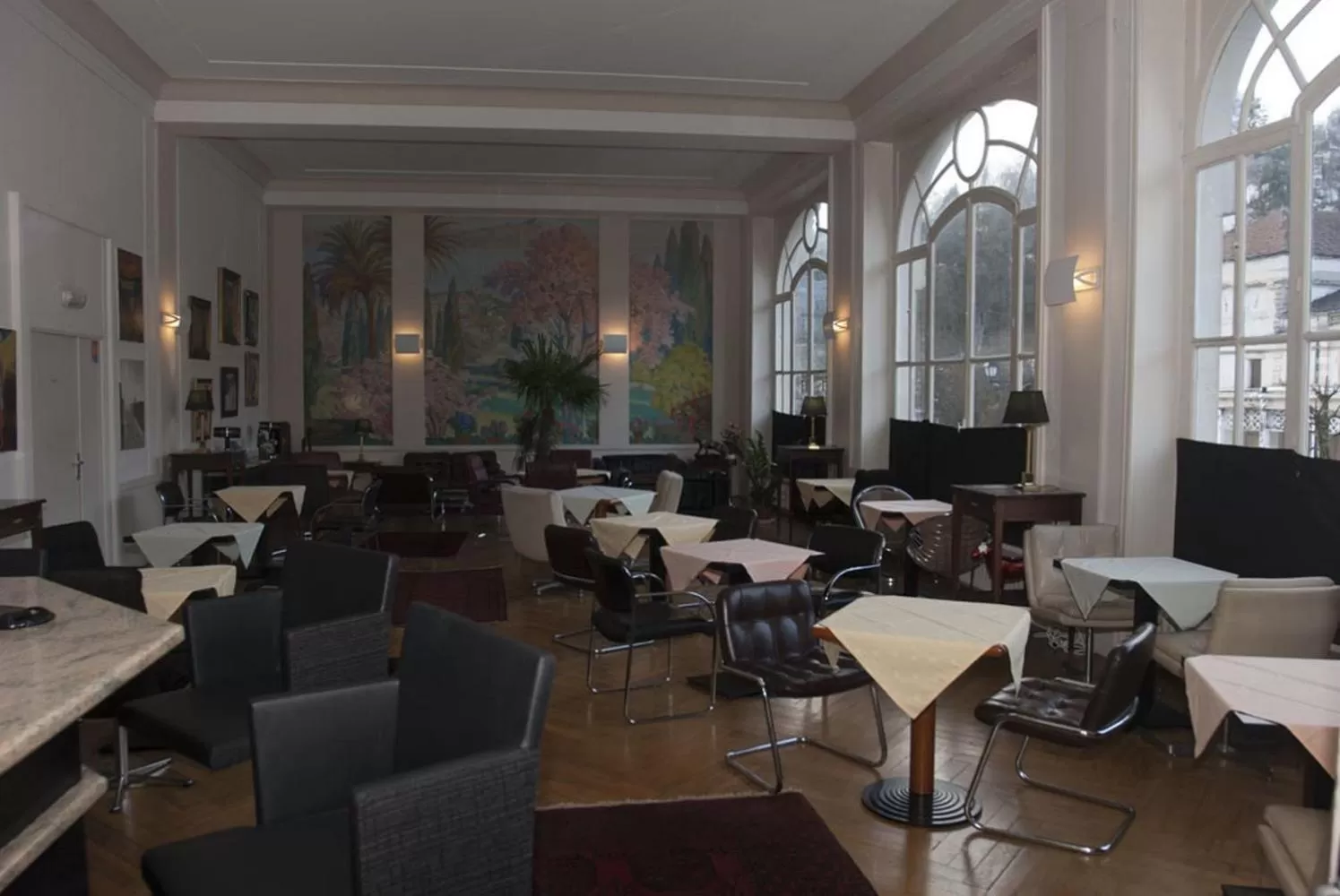 Lounge or bar, Restaurant/Places to Eat in Acacias Apparts Hotel