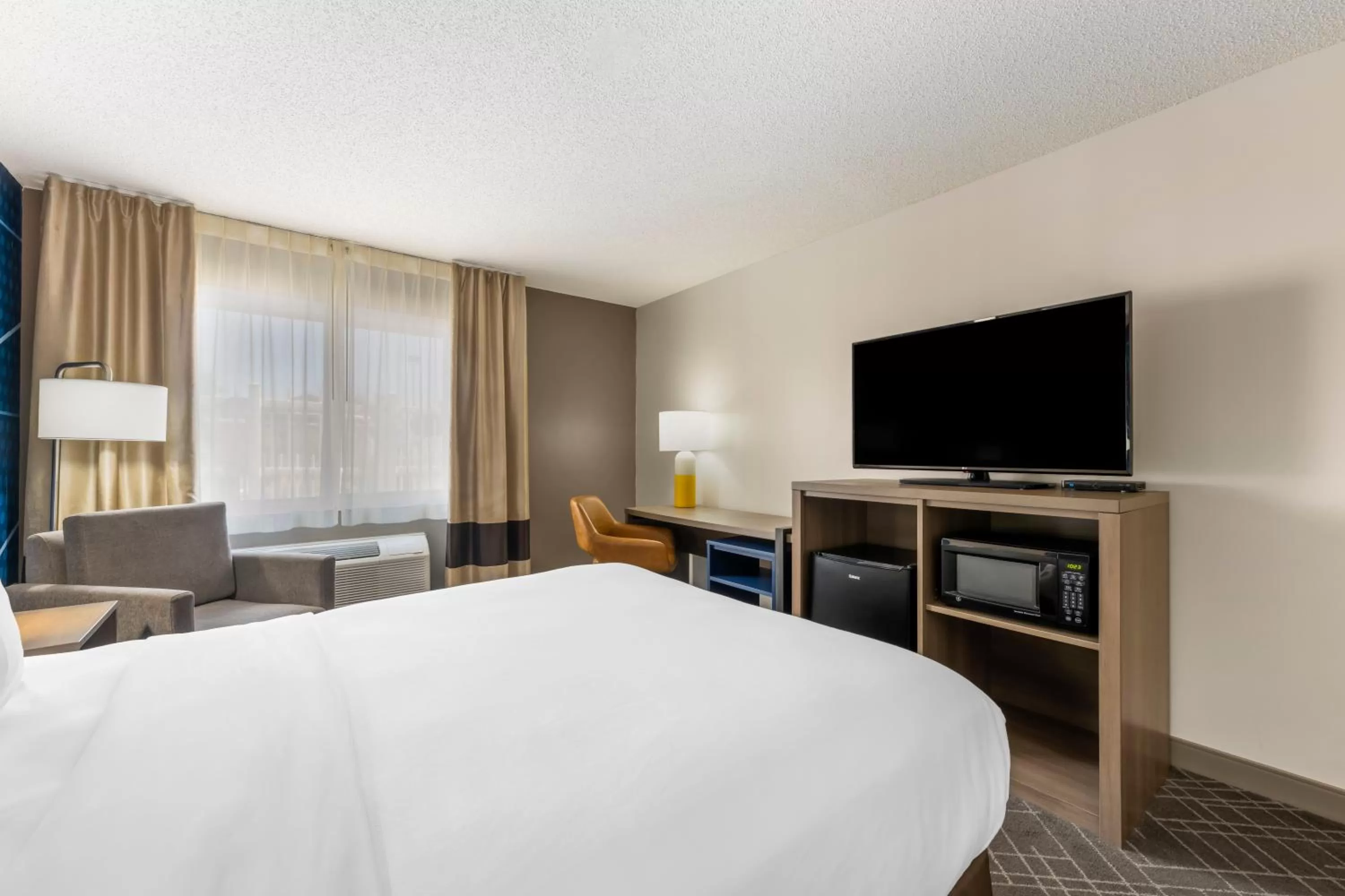 Bed in Comfort Inn Hastings