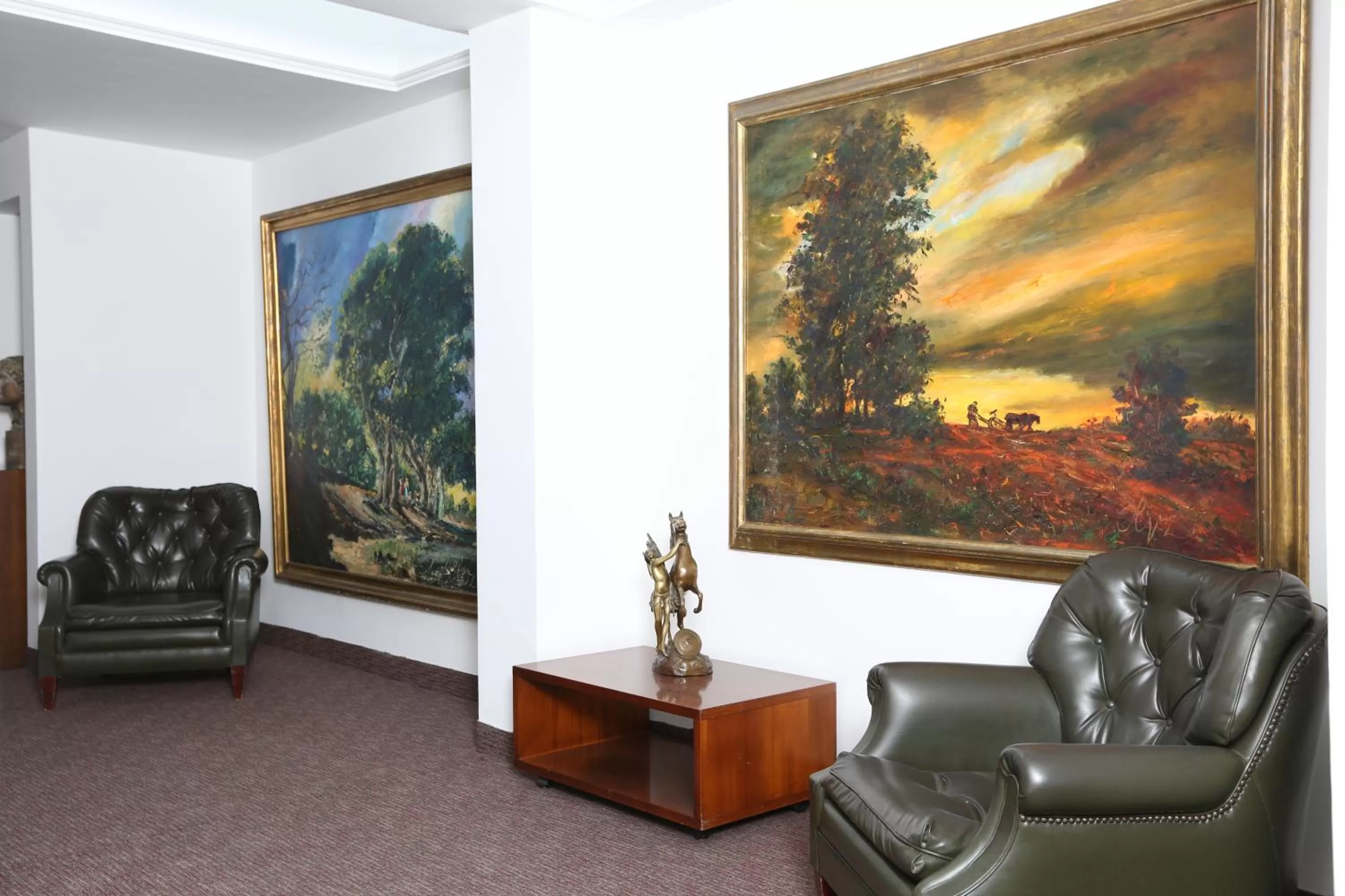 Other, Seating Area in Suites 109 GH Usaquén