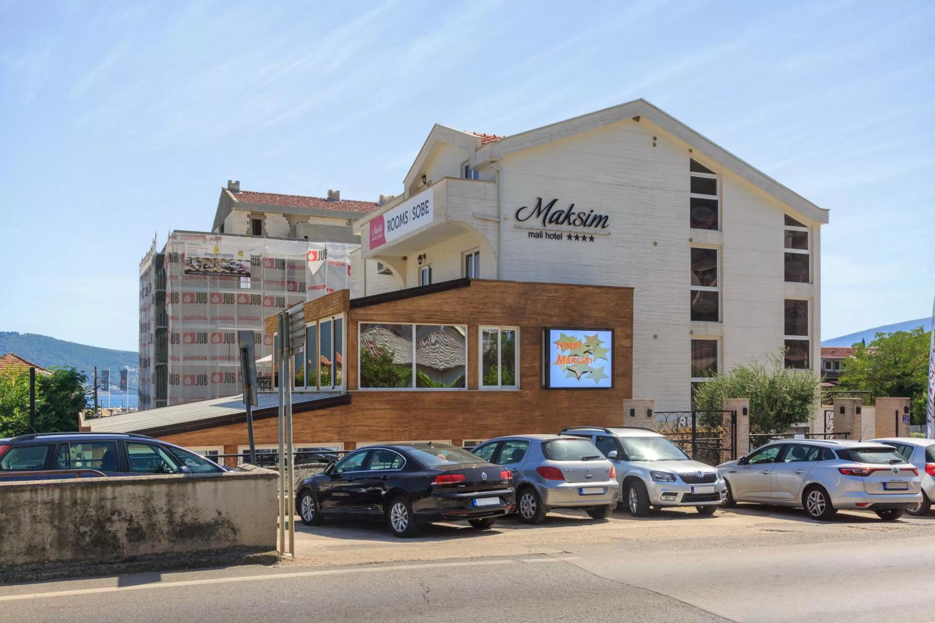 Property Building in Hotel Maksim