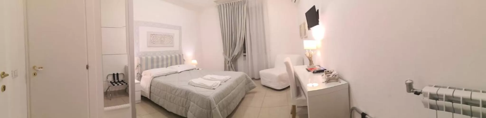 Bedroom, Bed in Guantai 30