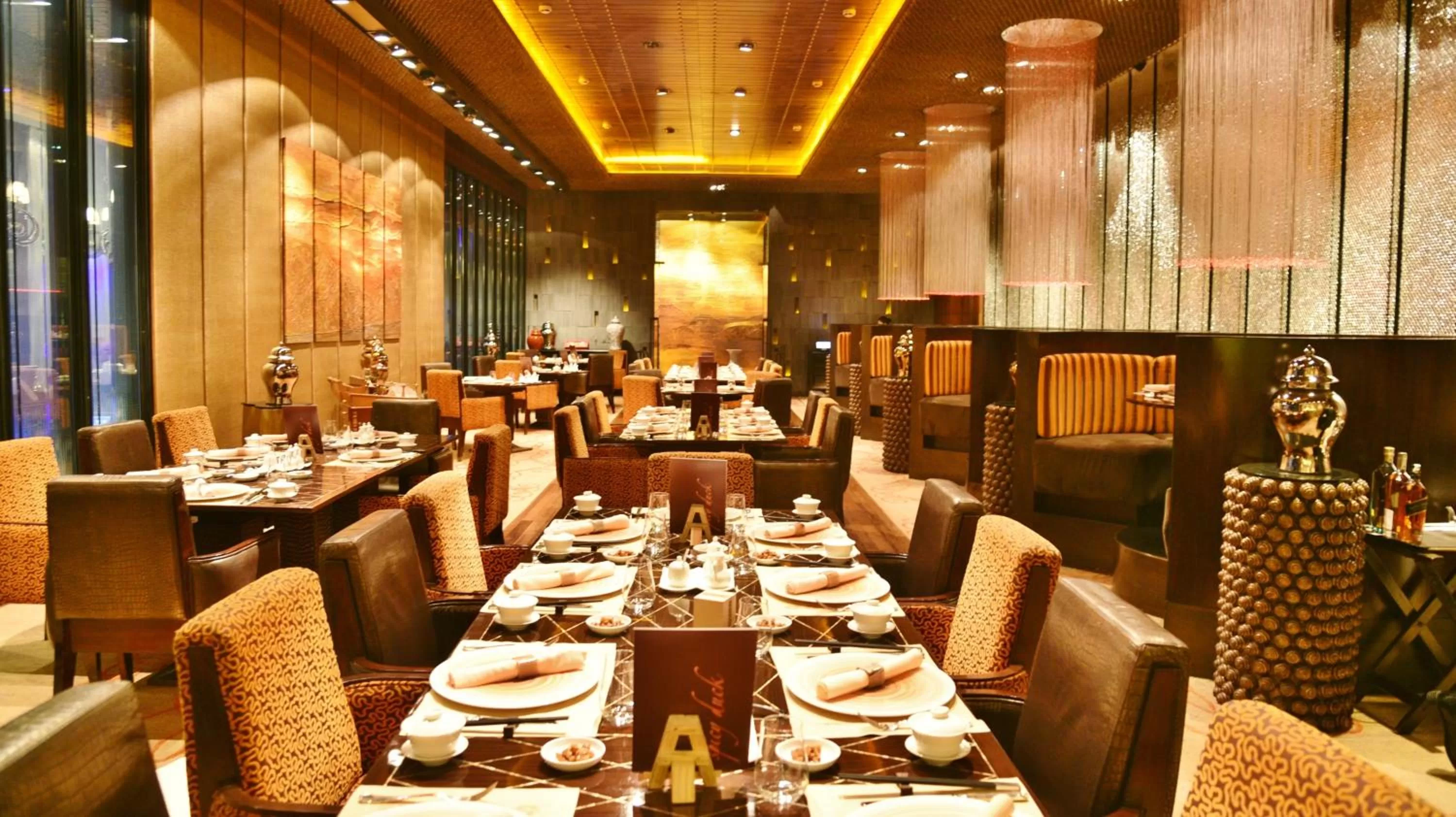 Restaurant/places to eat in Taj Palace, New Delhi