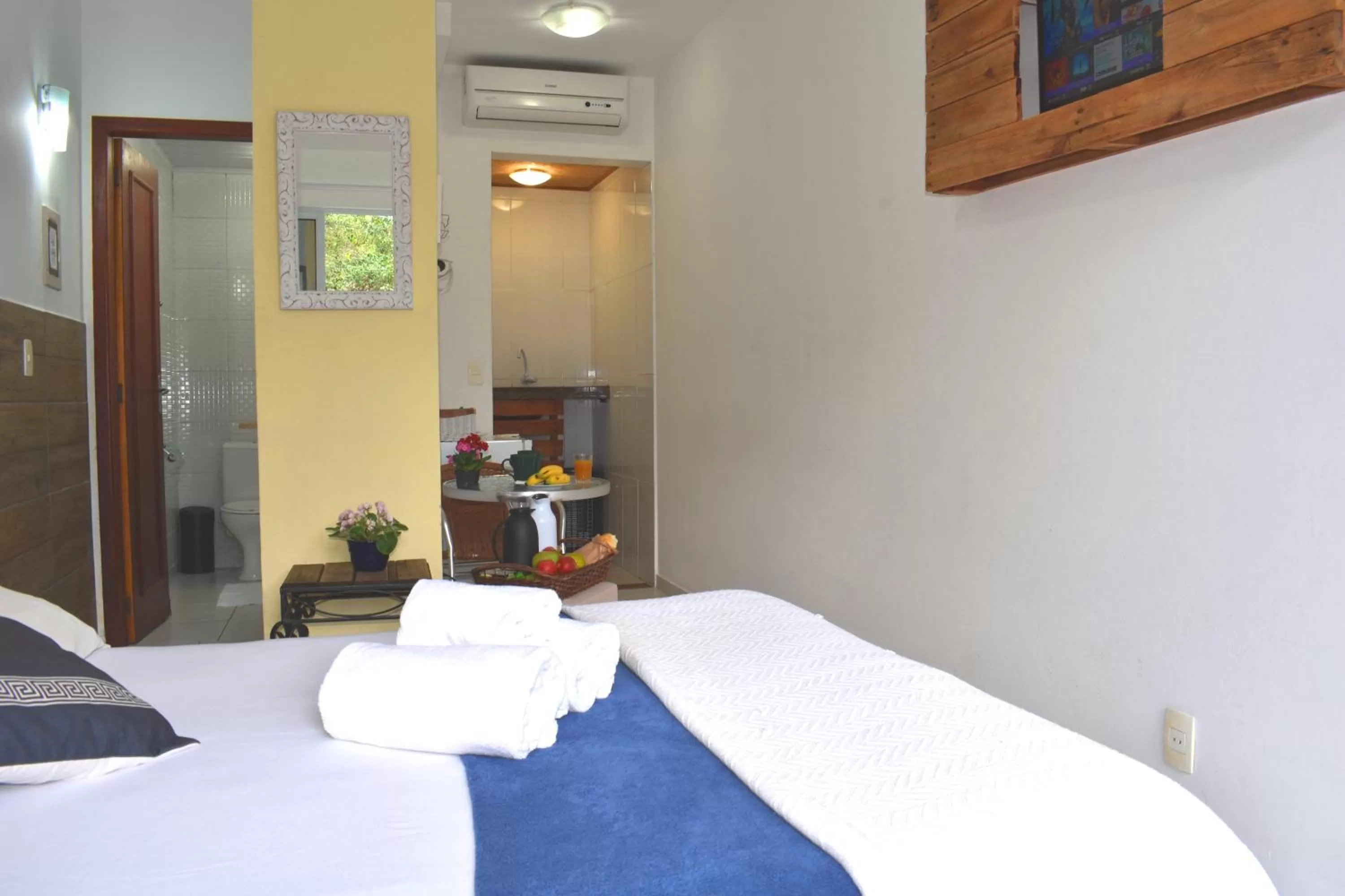 Bedroom, Bed in Pousada Green