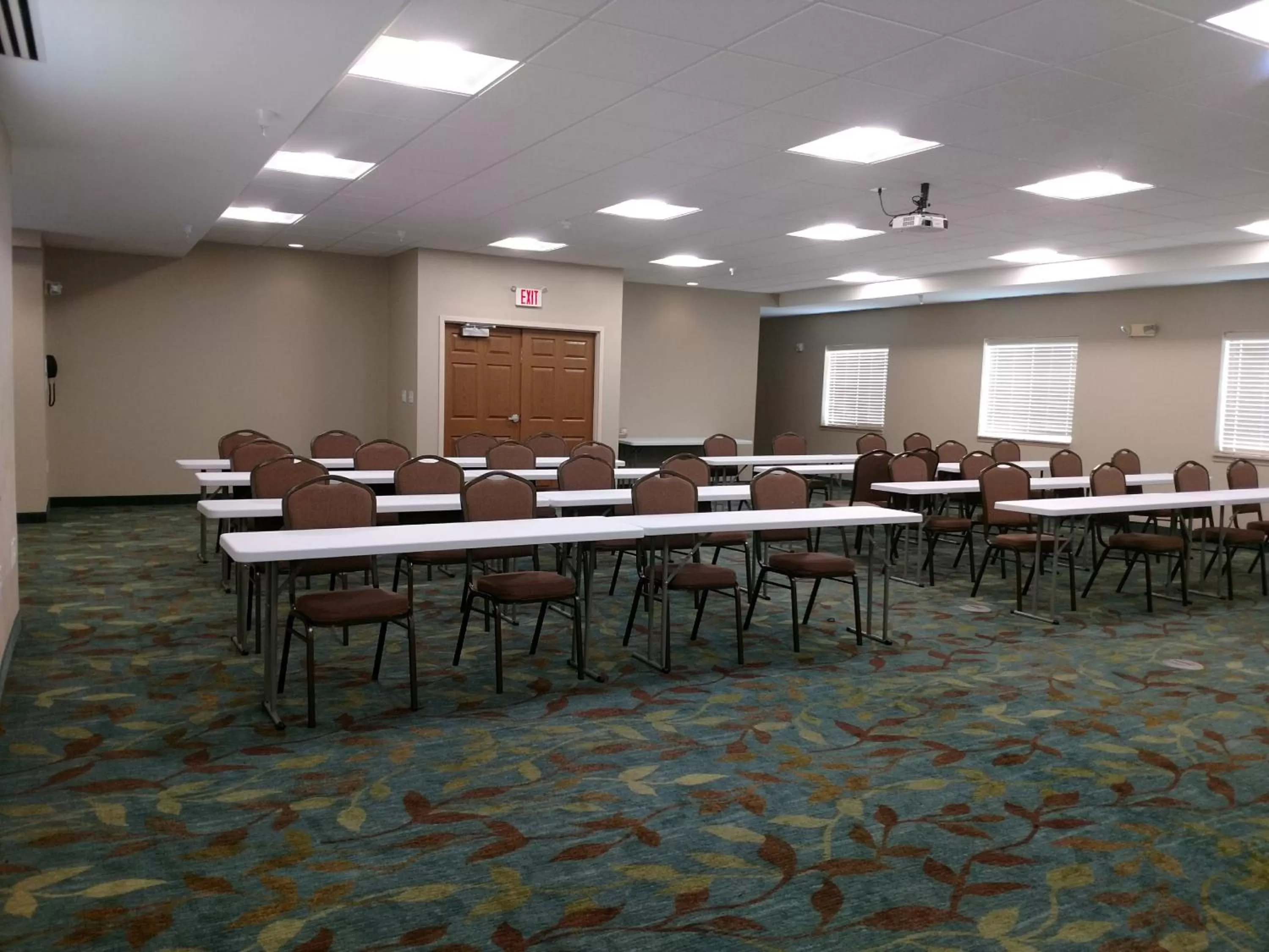 Meeting/conference room in Candlewood Suites Indianapolis Northwest by IHG