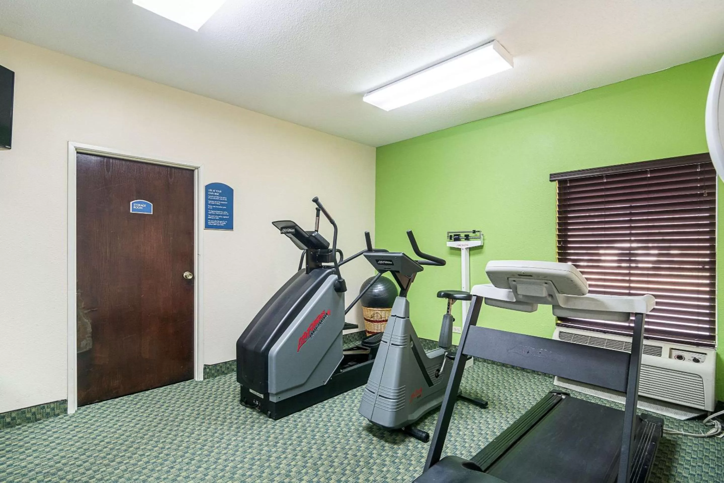 Fitness centre/facilities in Quality Inn & Suites Harvey - Chicago Southland