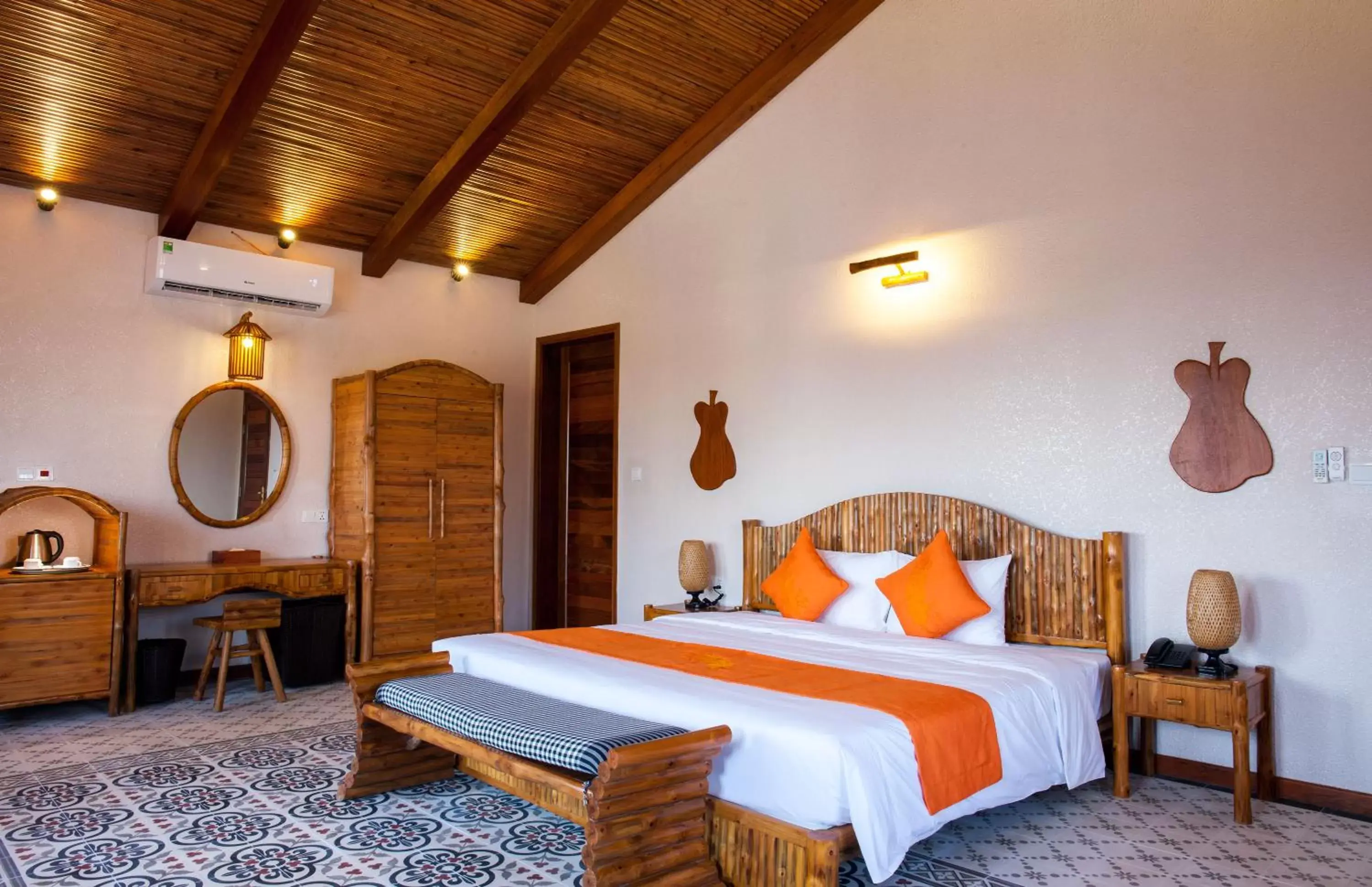 Deluxe Double Room in Can Tho Ecolodge Deluxe Double Room in Can Tho Ecolodge