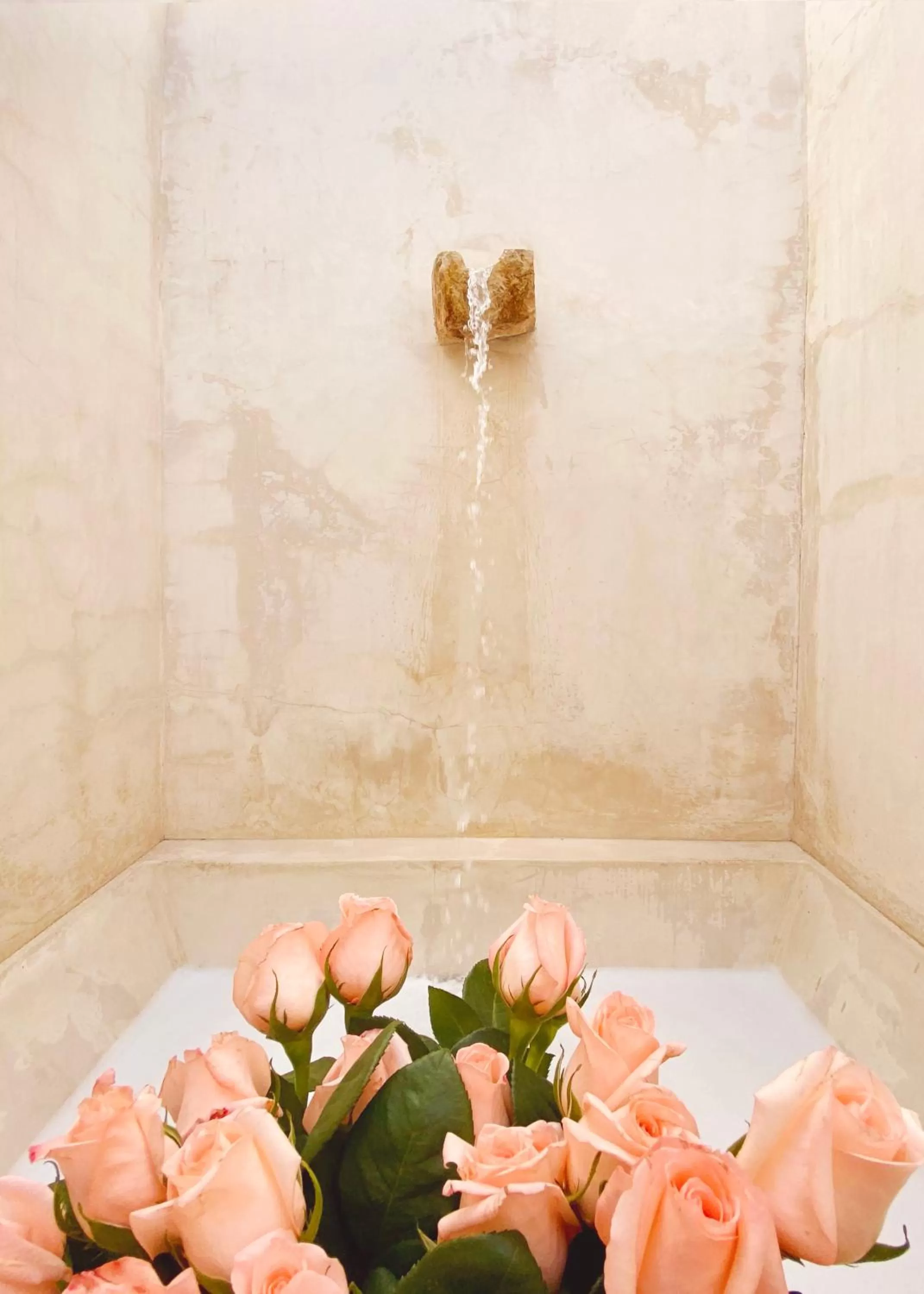 Open Air Bath in Rosas & Xocolate Boutique Hotel and Spa Merida, a Member of Design Hotels