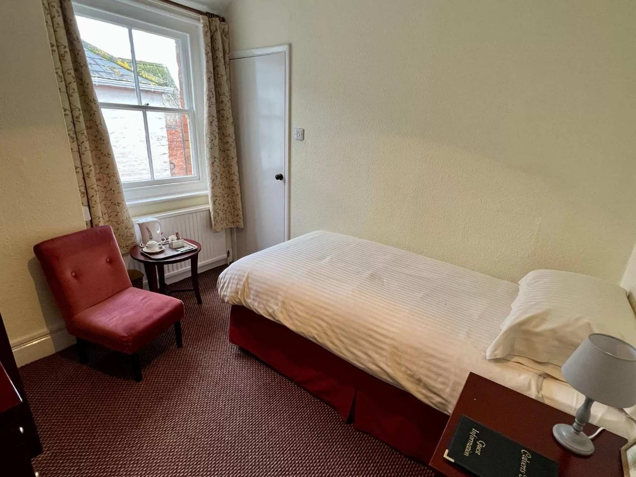 Bed in Calverts Hotel - Newport, Isle of Wight - RETURN CAR FERRY FROM 89 POUNDS