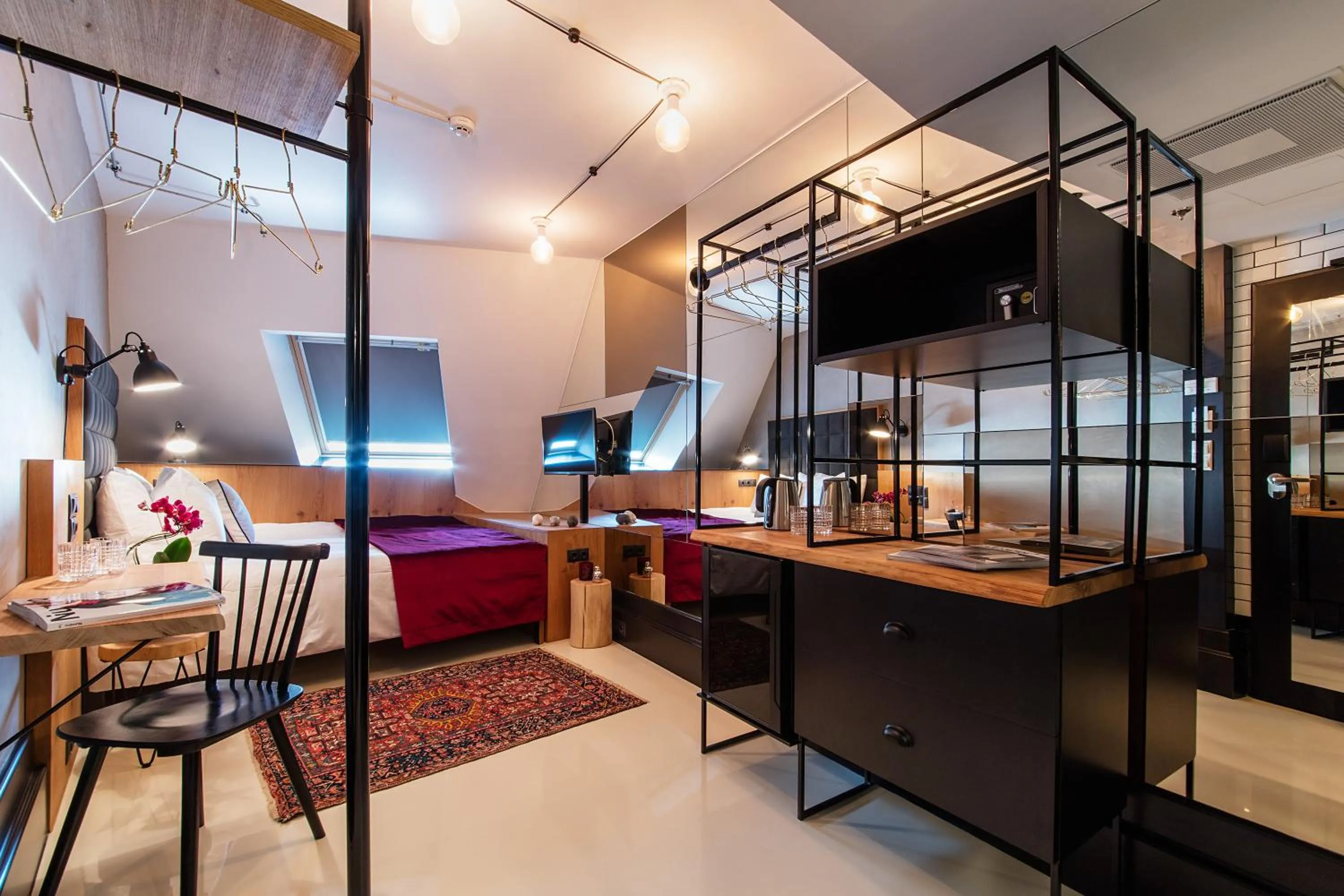 Coffee/tea facilities, Bed in Hotel Rum Budapest