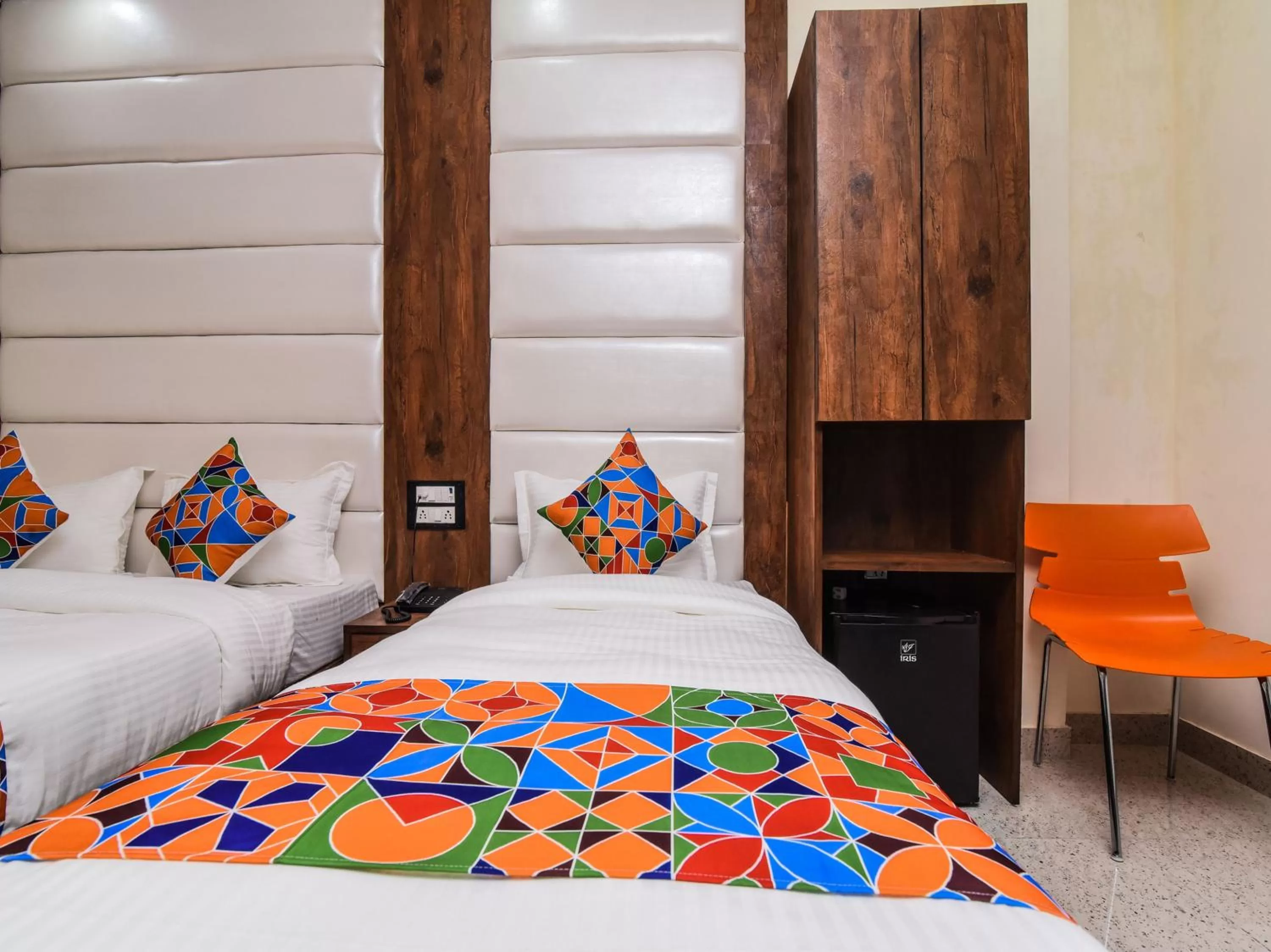 Bedroom, Bed in Hotel Dollar Inn