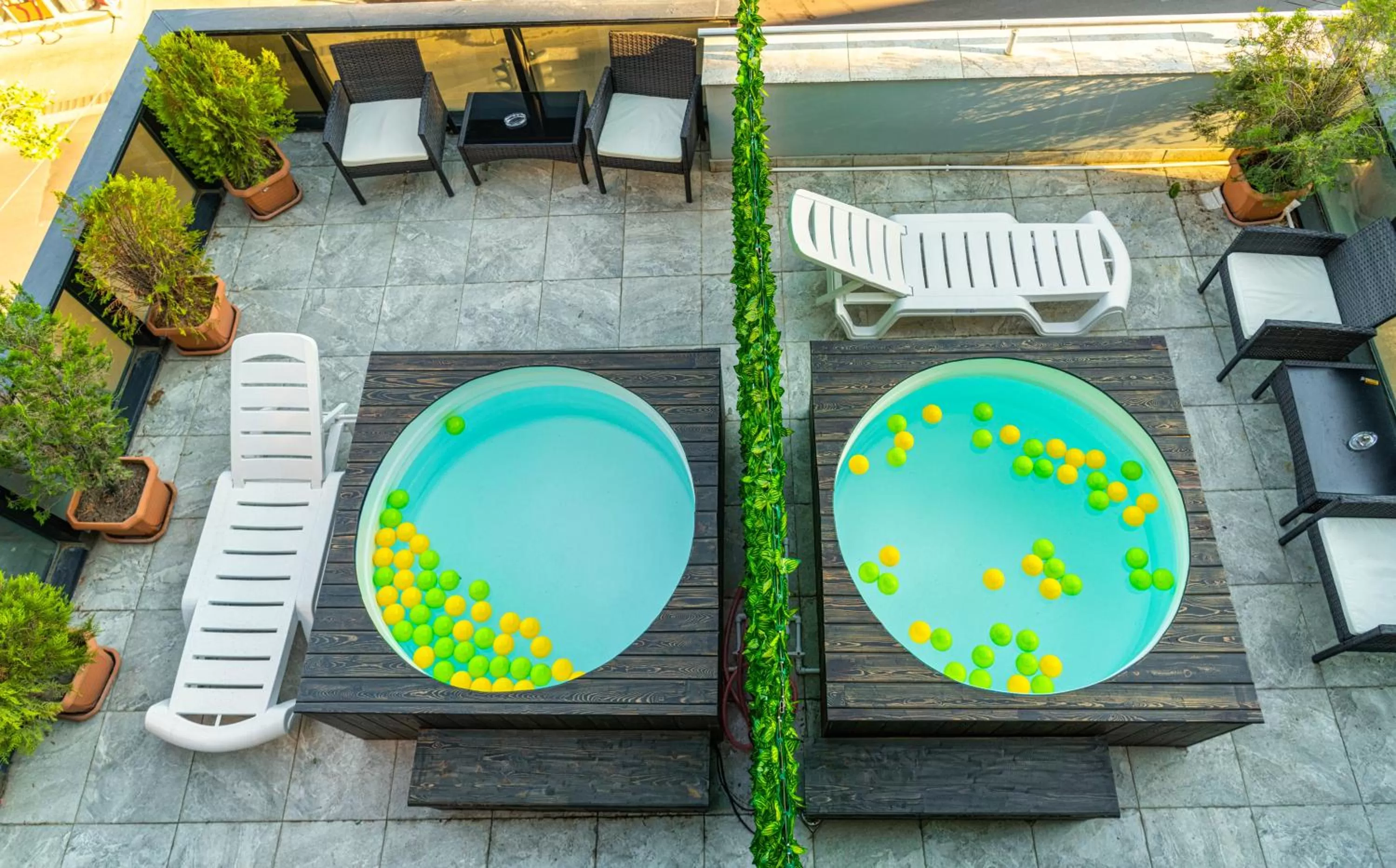 Pool View in BG Palace Hotel