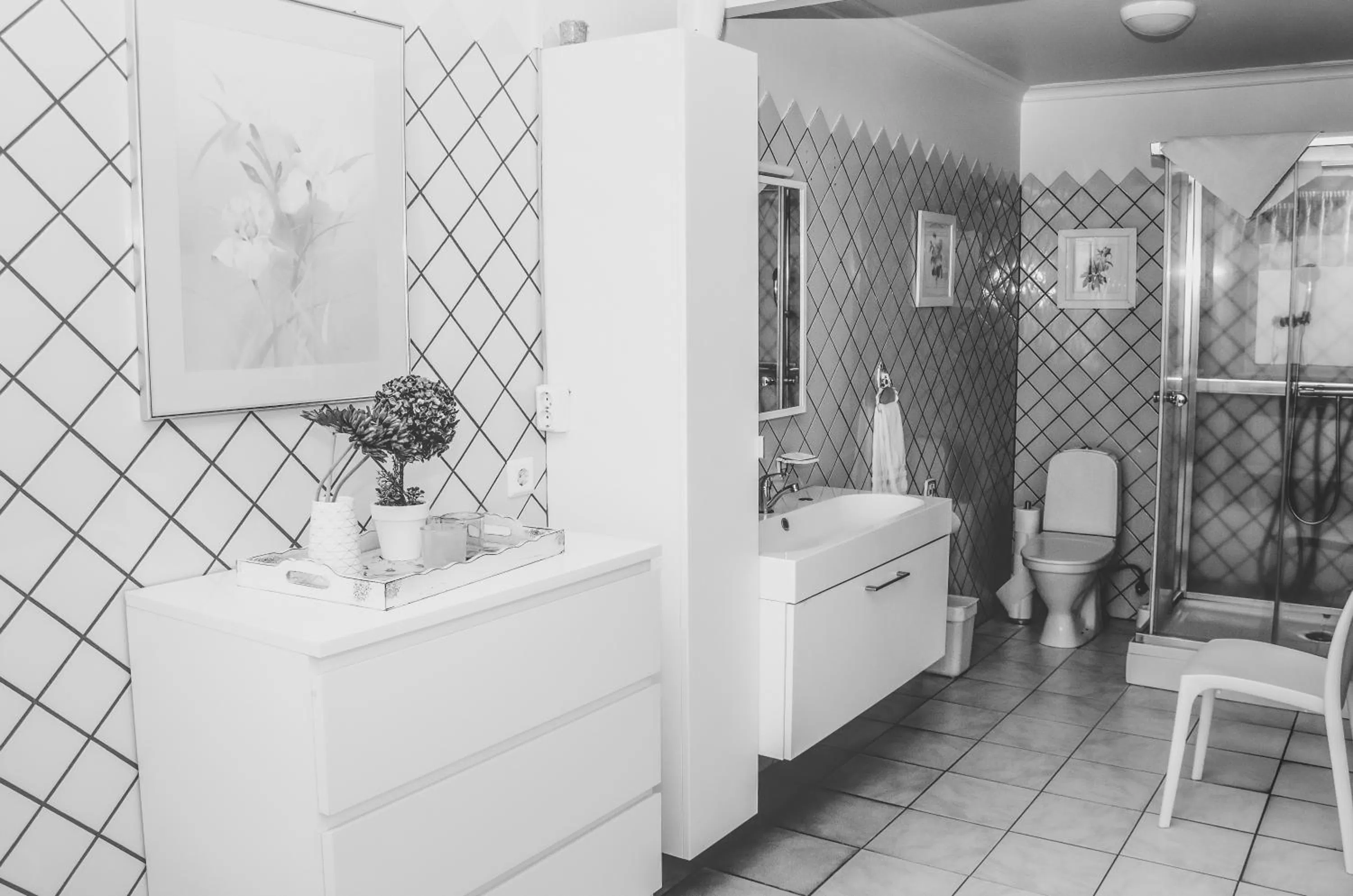 Toilet in B&B Guesthouse - Bed and Breakfast Keflavik Centre