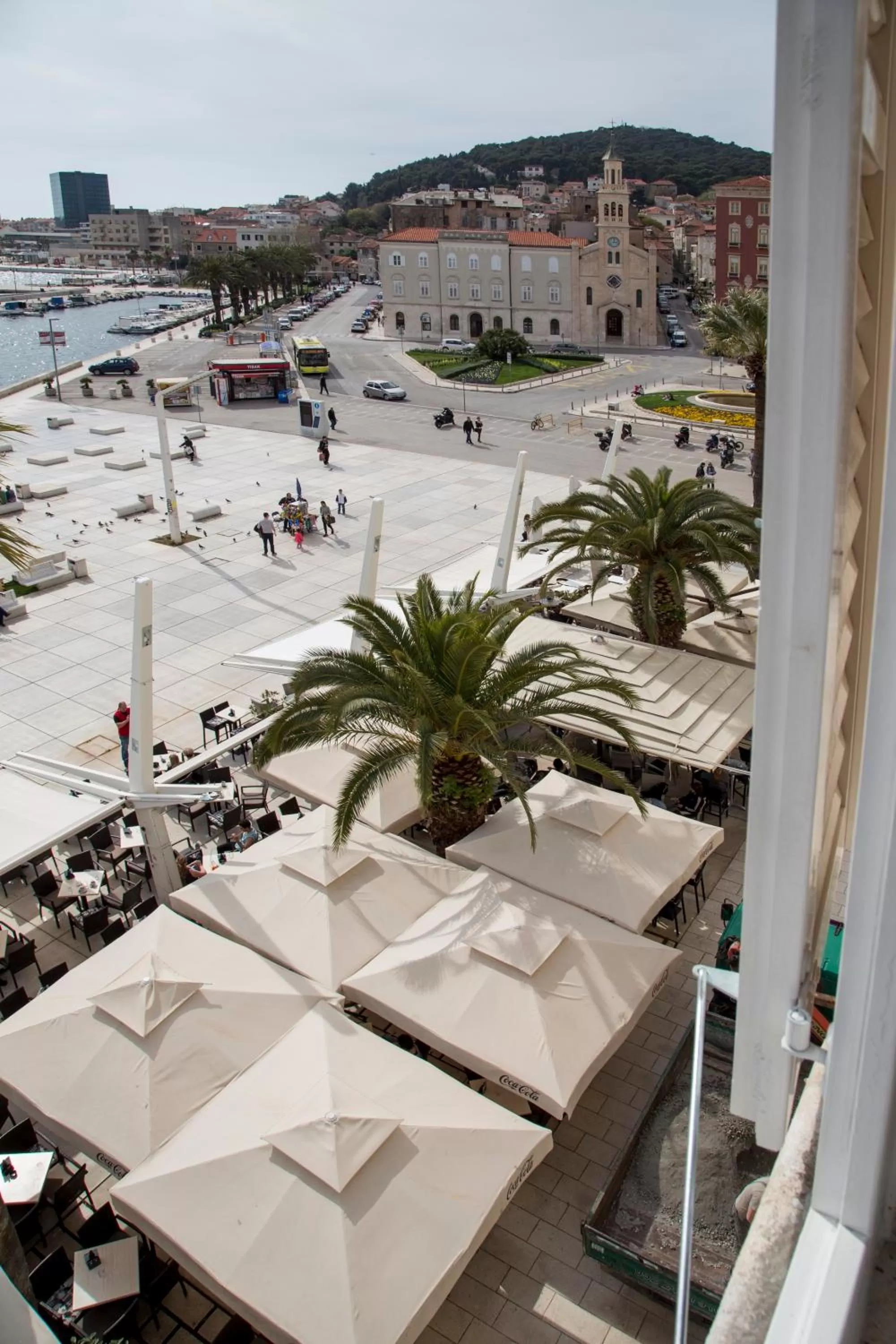 Food in Luxury rooms Skystar-Split