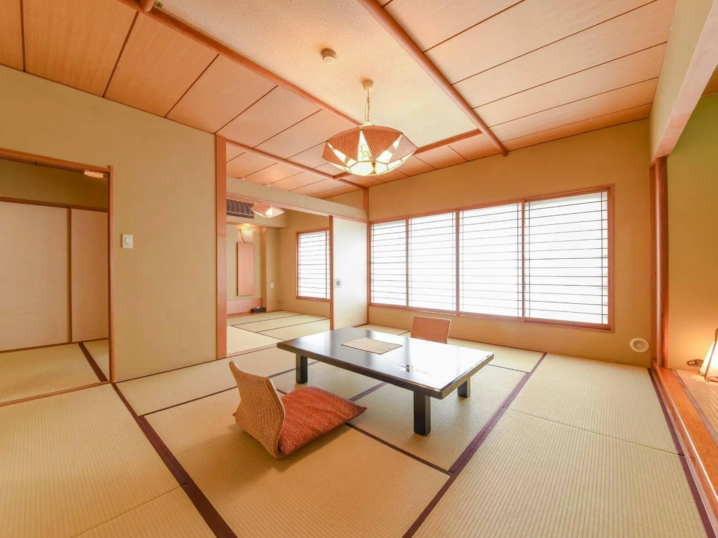 Japanese-Style Superior Room in Hotel Hagoromo Japanese-Style Superior Room in Hotel Hagoromo