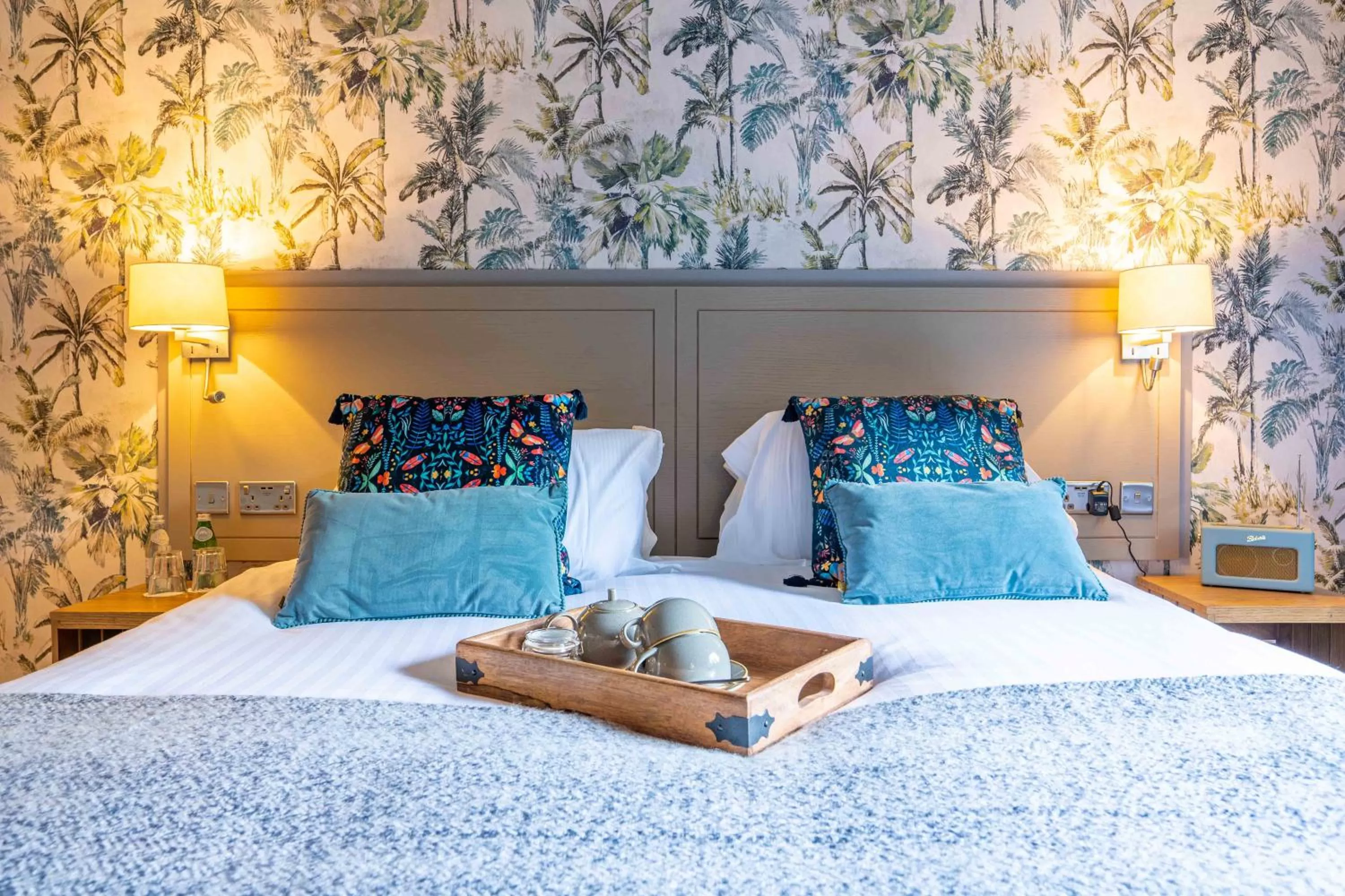 Bedroom, Bed in Hartford Hall on School Lane