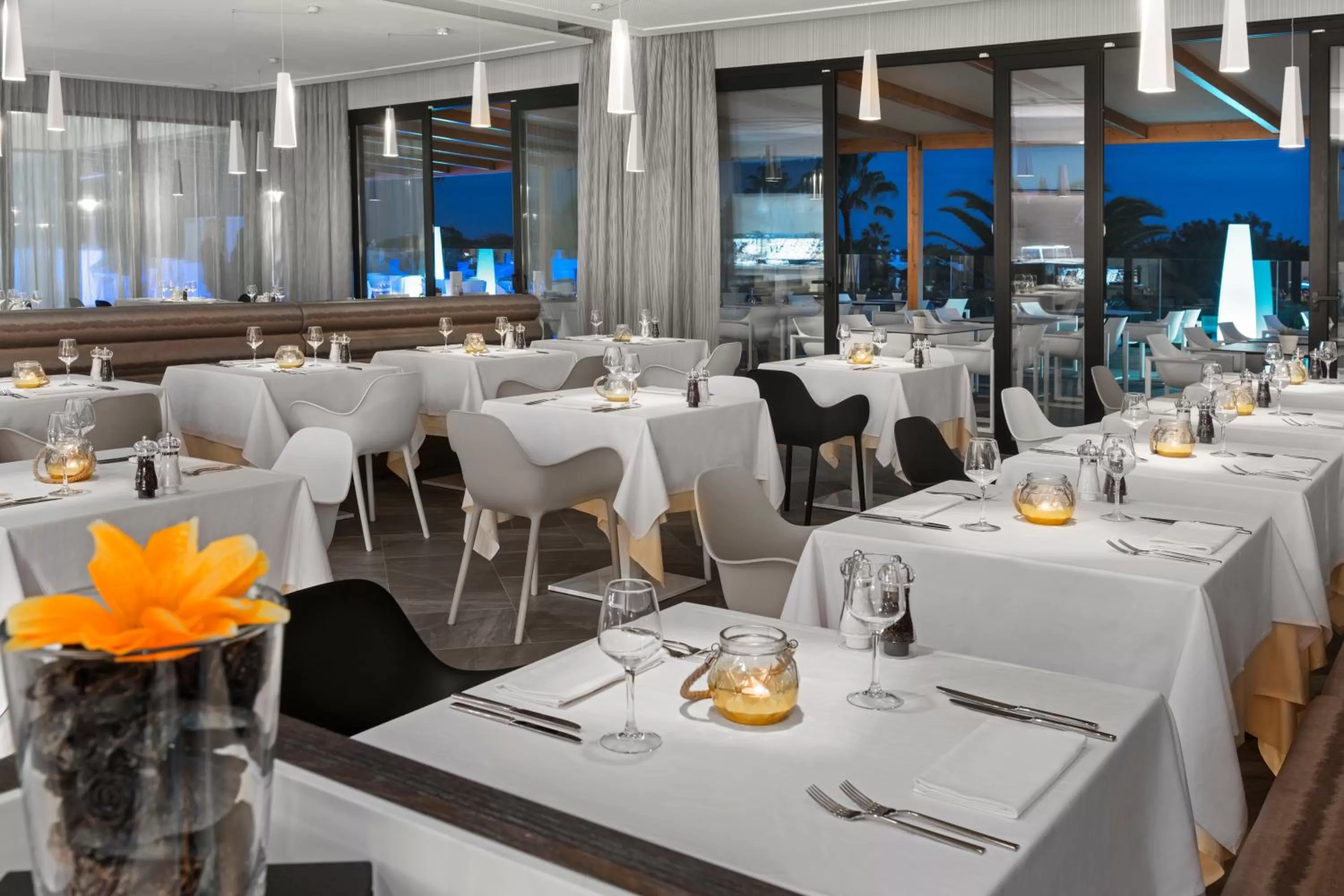Restaurant/places to eat in Elba Premium Suites - Adults Only