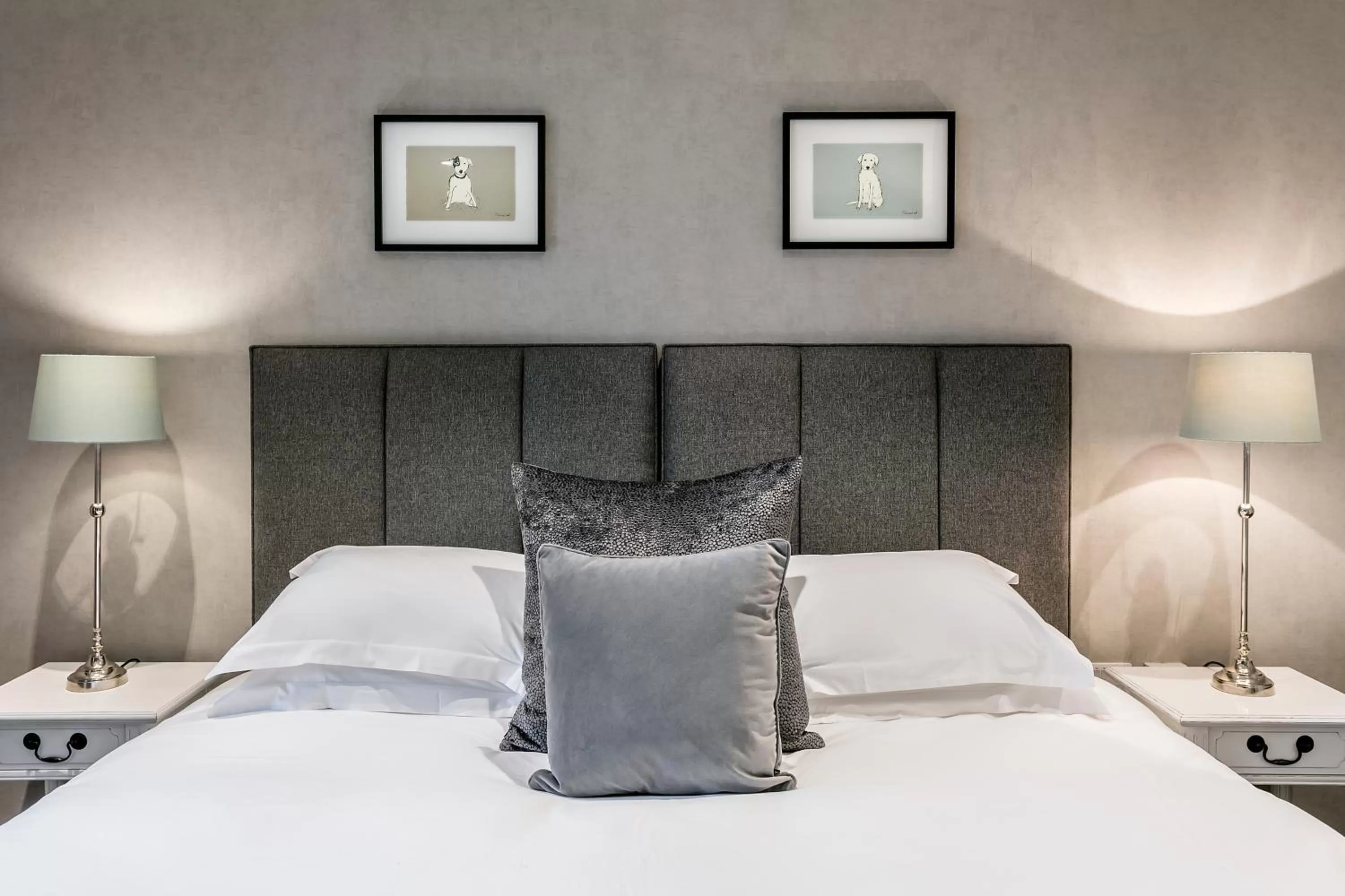 Bedroom, Bed in The Lodge @ Carus Green