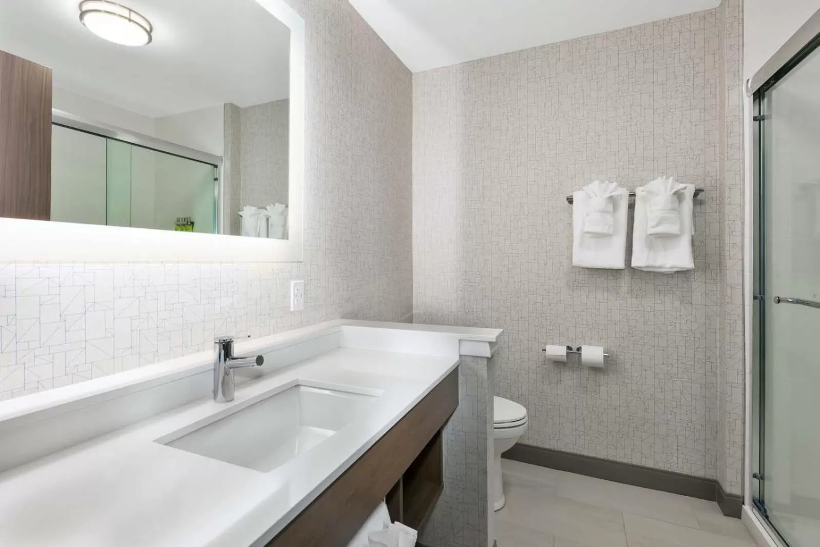 King Room - Mobility Access/Hearing Accessible in Holiday Inn Express & Suites - Grand Rapids Airport - South, an IHG Hotel