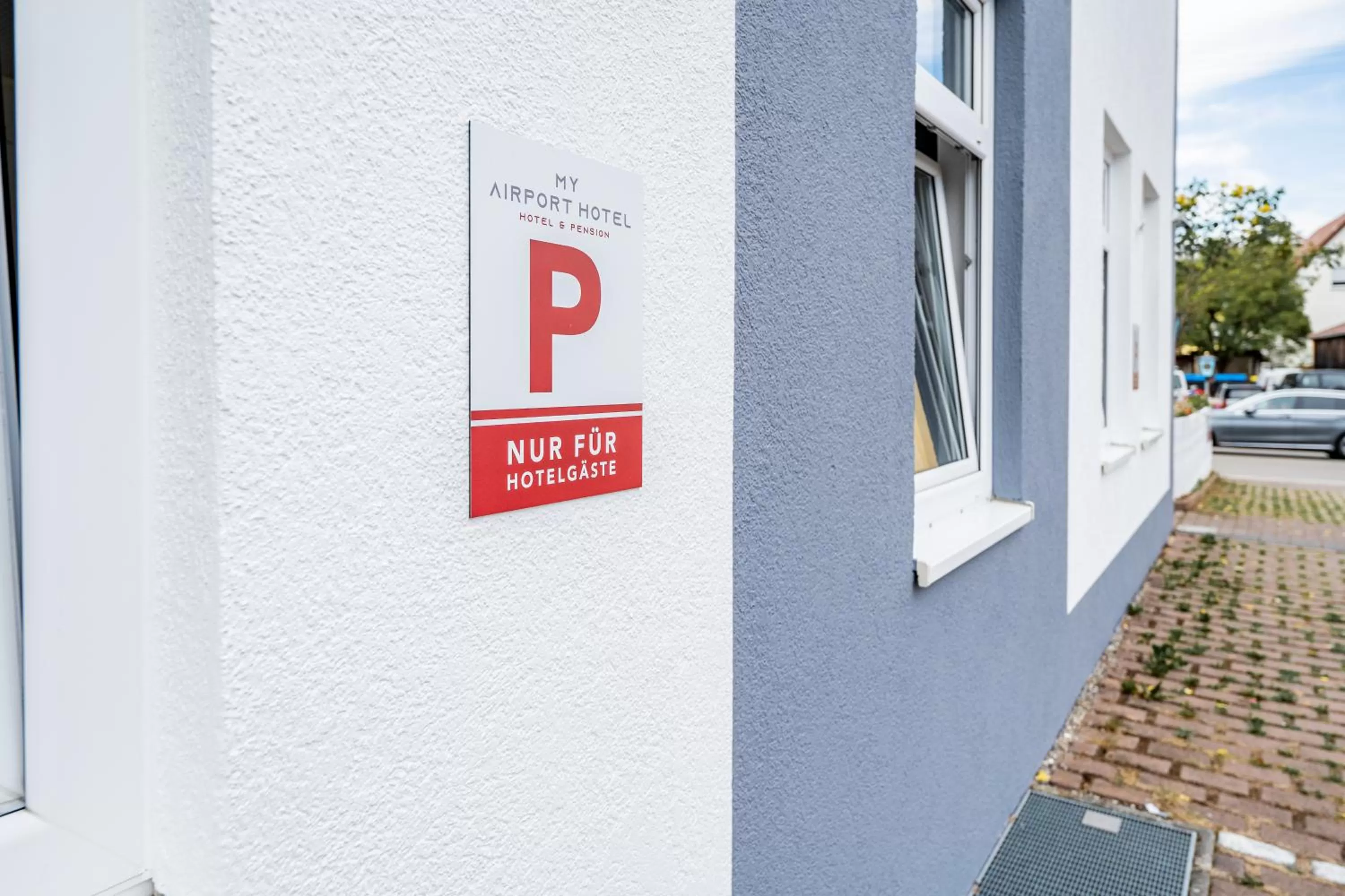 Parking in My Airport Hotel STUTTGART-AIRPORT-MESSE