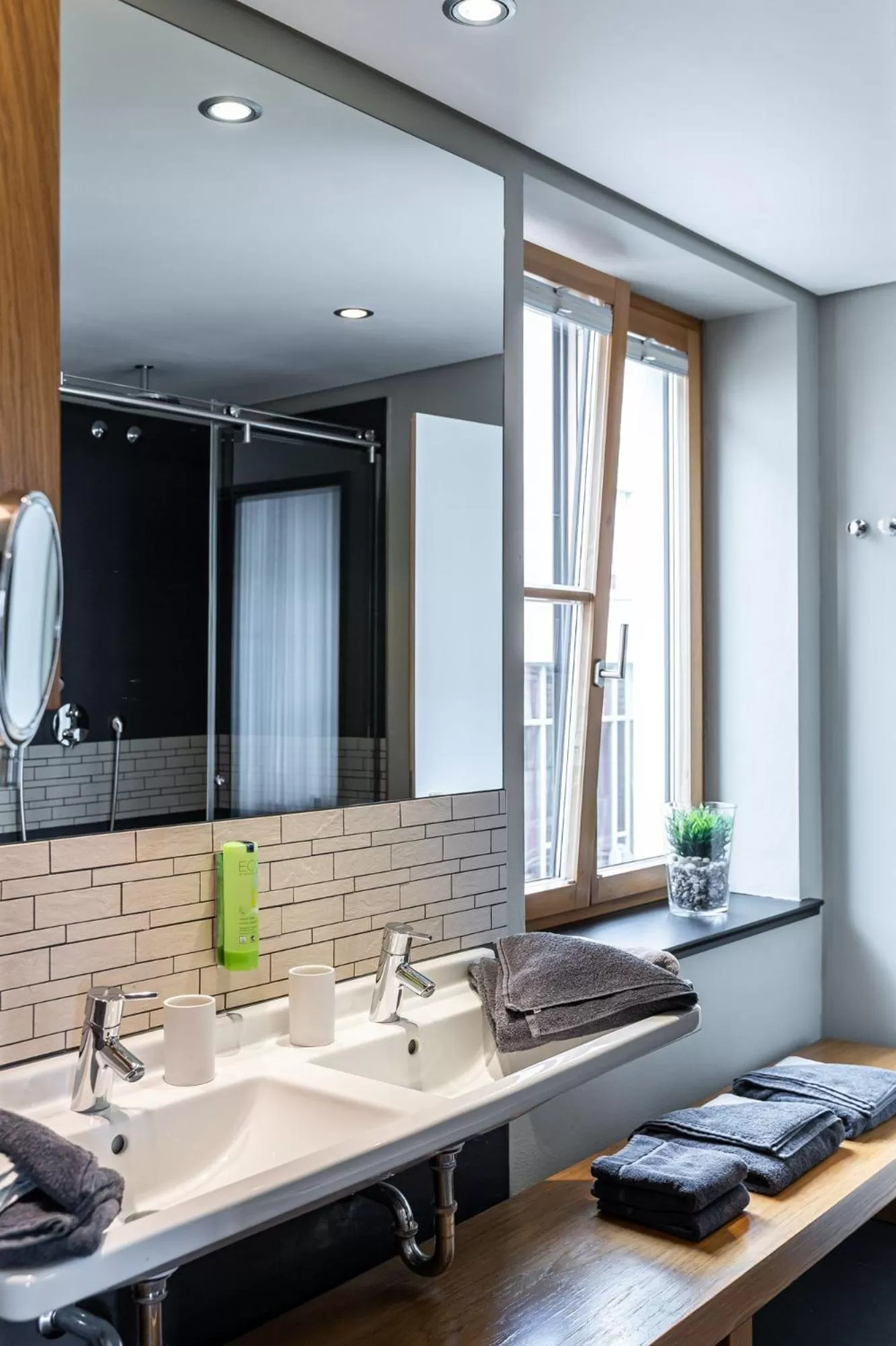 Bathroom in The Green Rostock Apartment Hotel