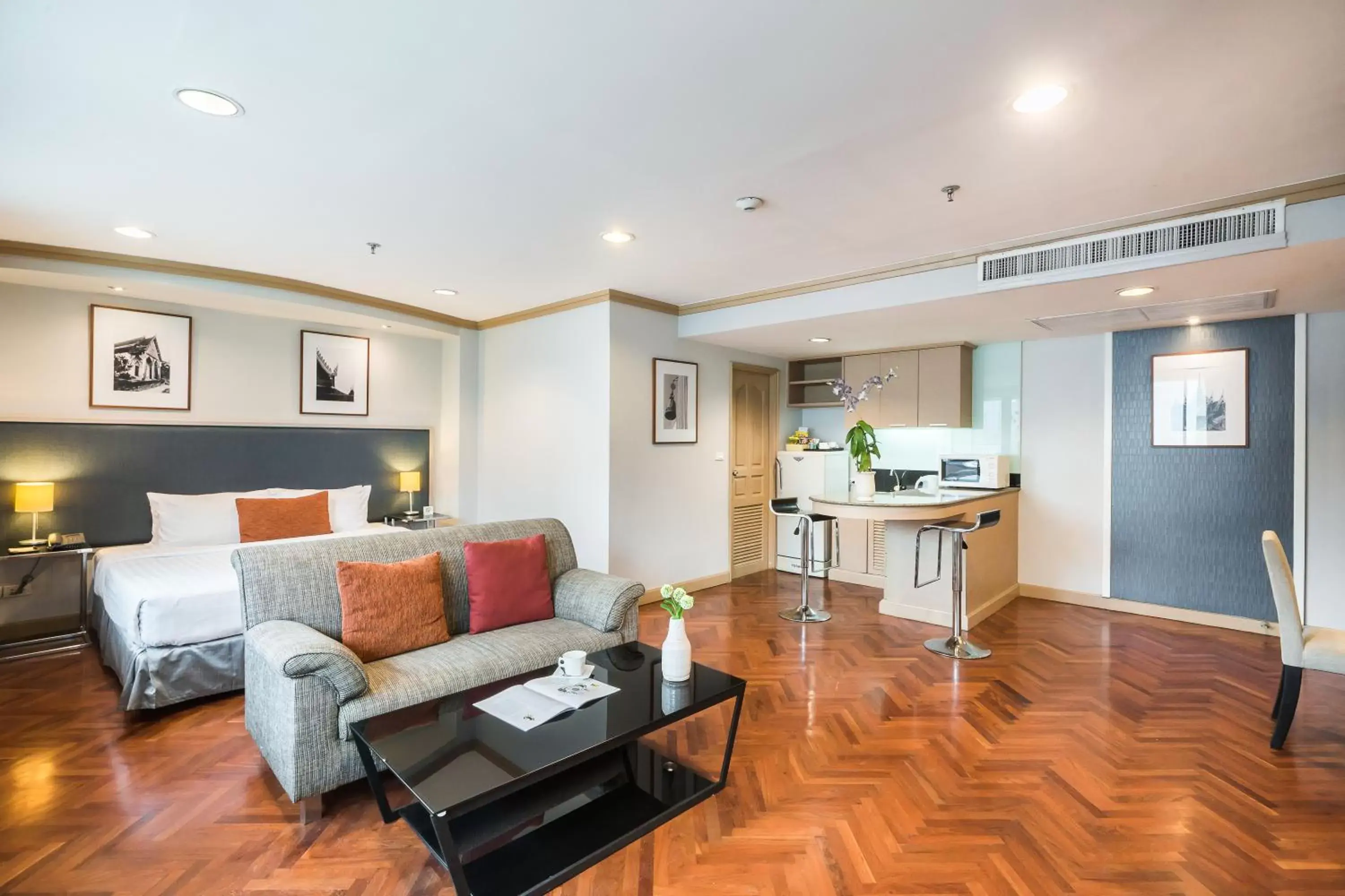 alt Deluxe Suite in Alt Hotel Nana by UHG alt Deluxe Suite in Alt Hotel Nana by UHG